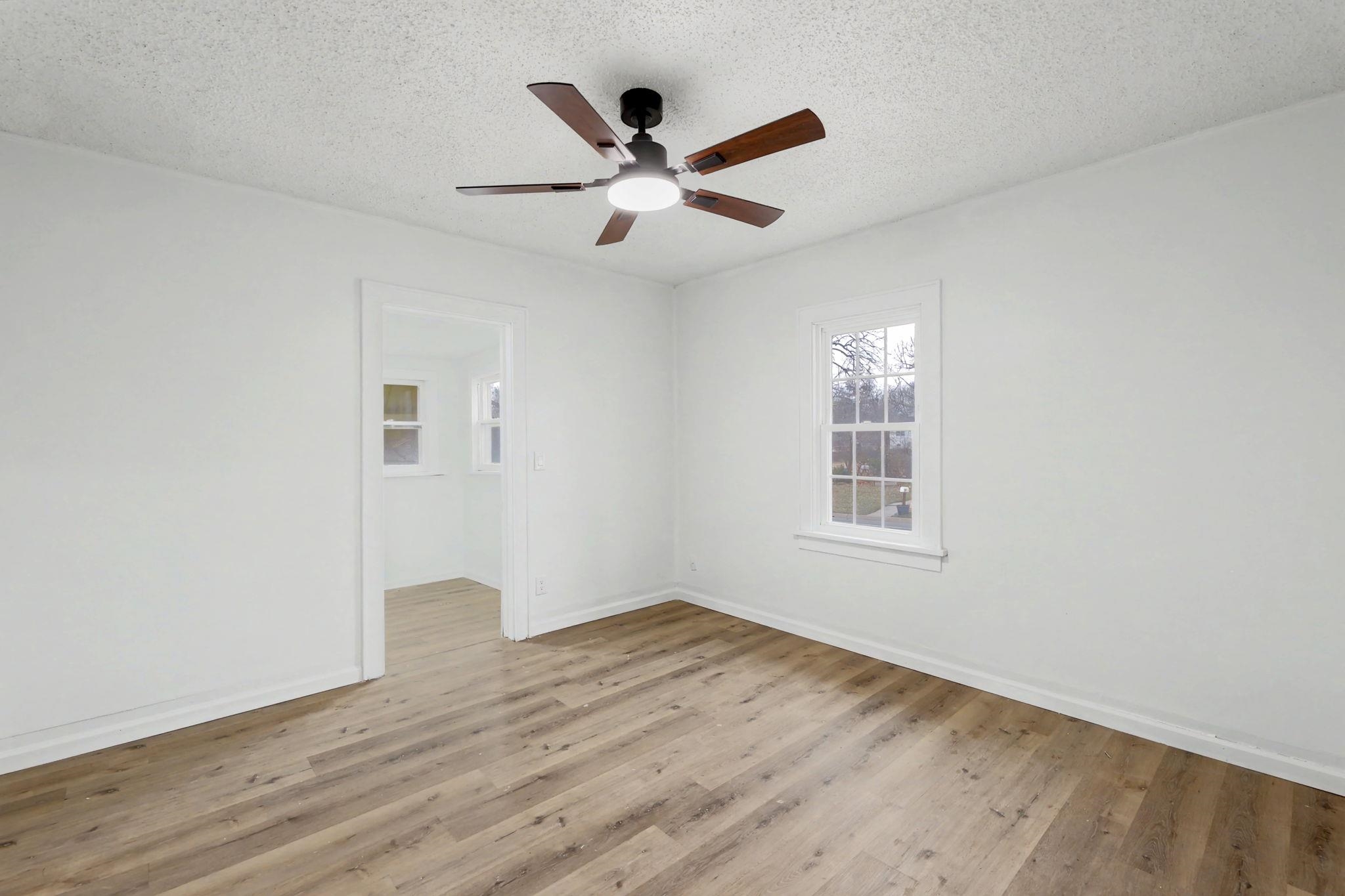 721 W 5th Street Newton KS 67114