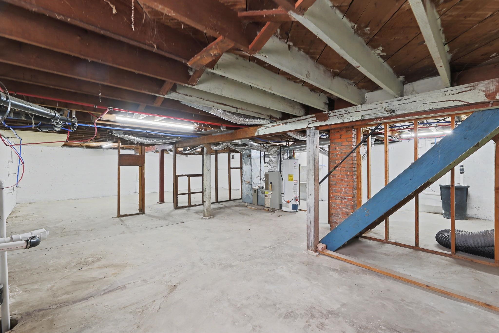 721 W 5th Street Newton KS 67114