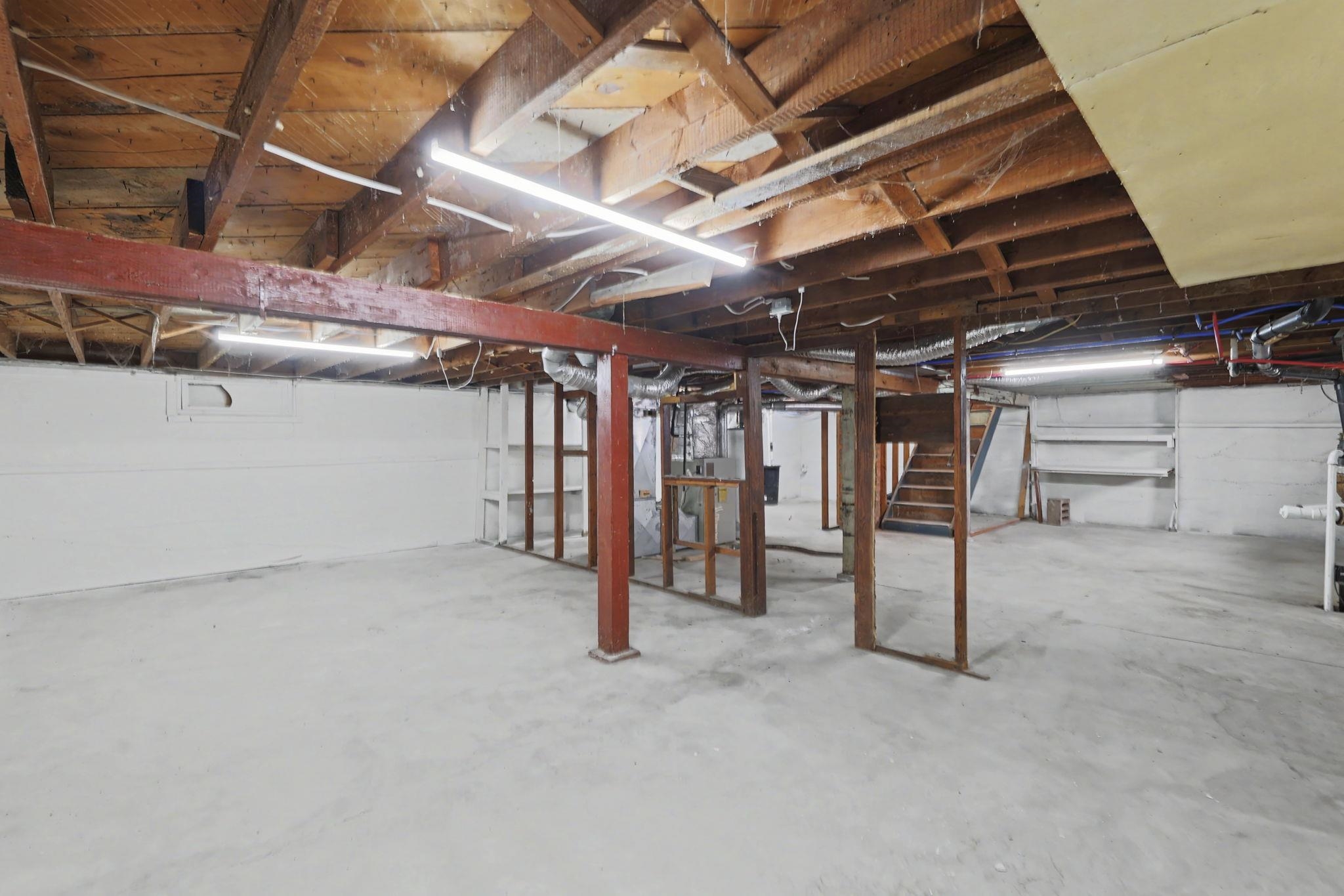 721 W 5th Street Newton KS 67114