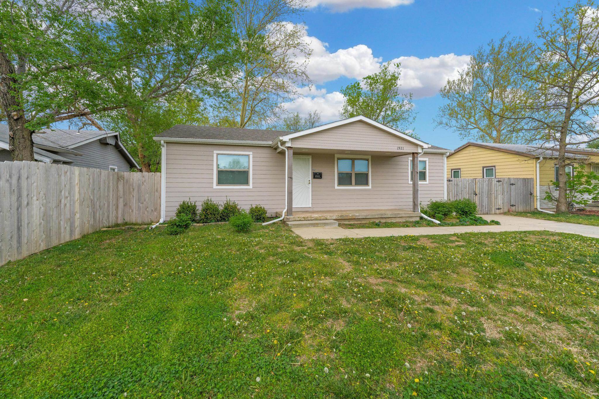 1921 E 51st Street S Wichita KS 67216