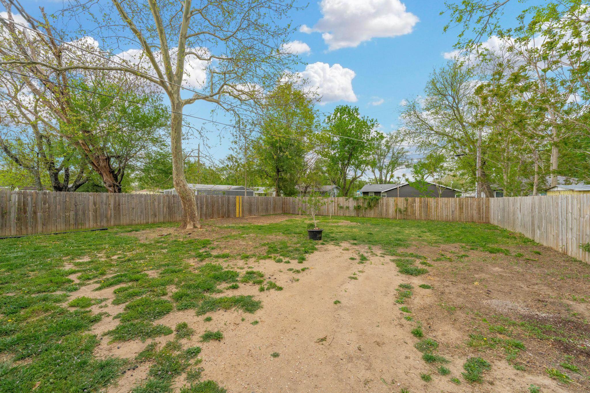 1921 E 51st Street S Wichita KS 67216