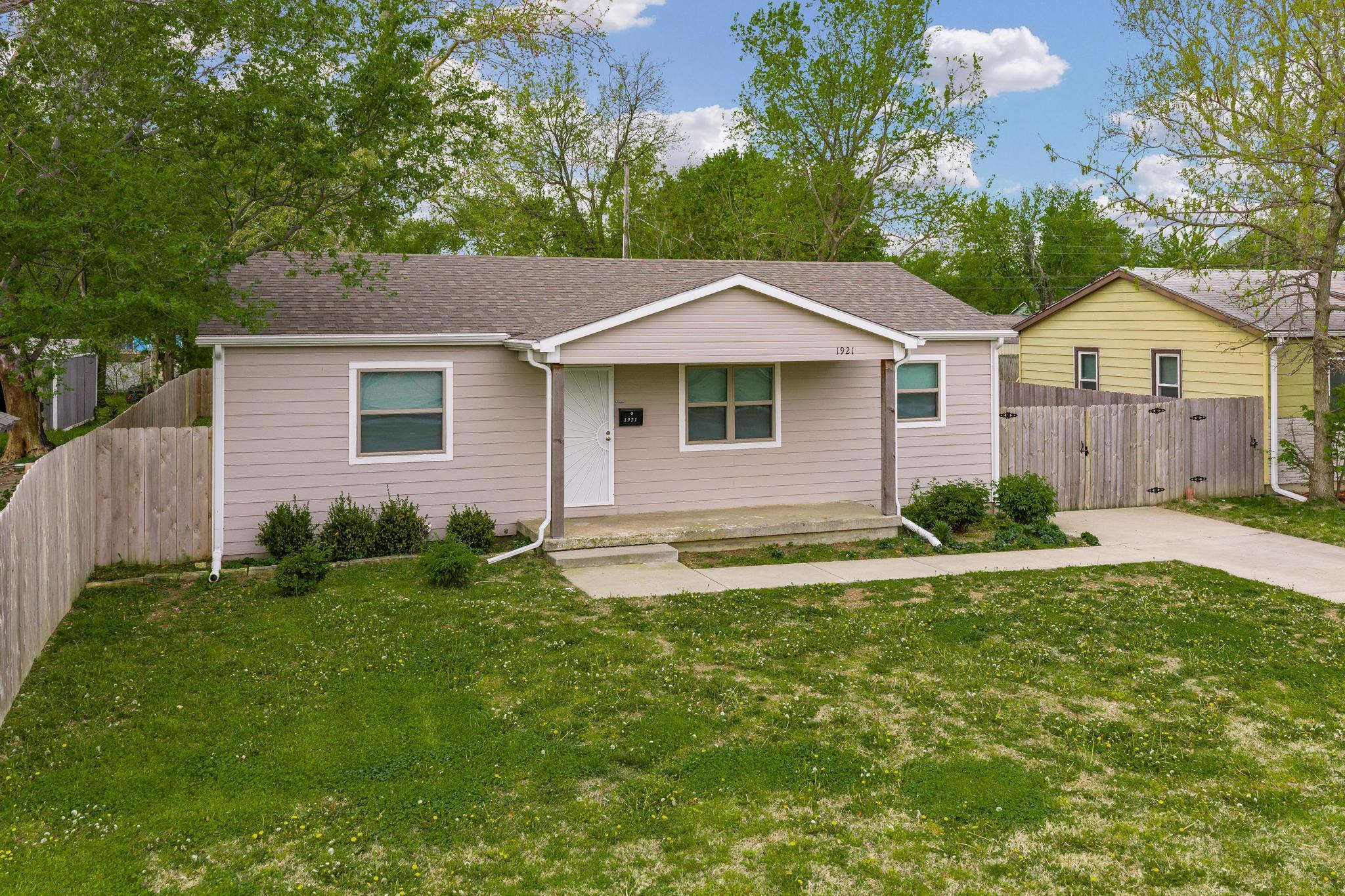 1921 E 51st Street S Wichita KS 67216