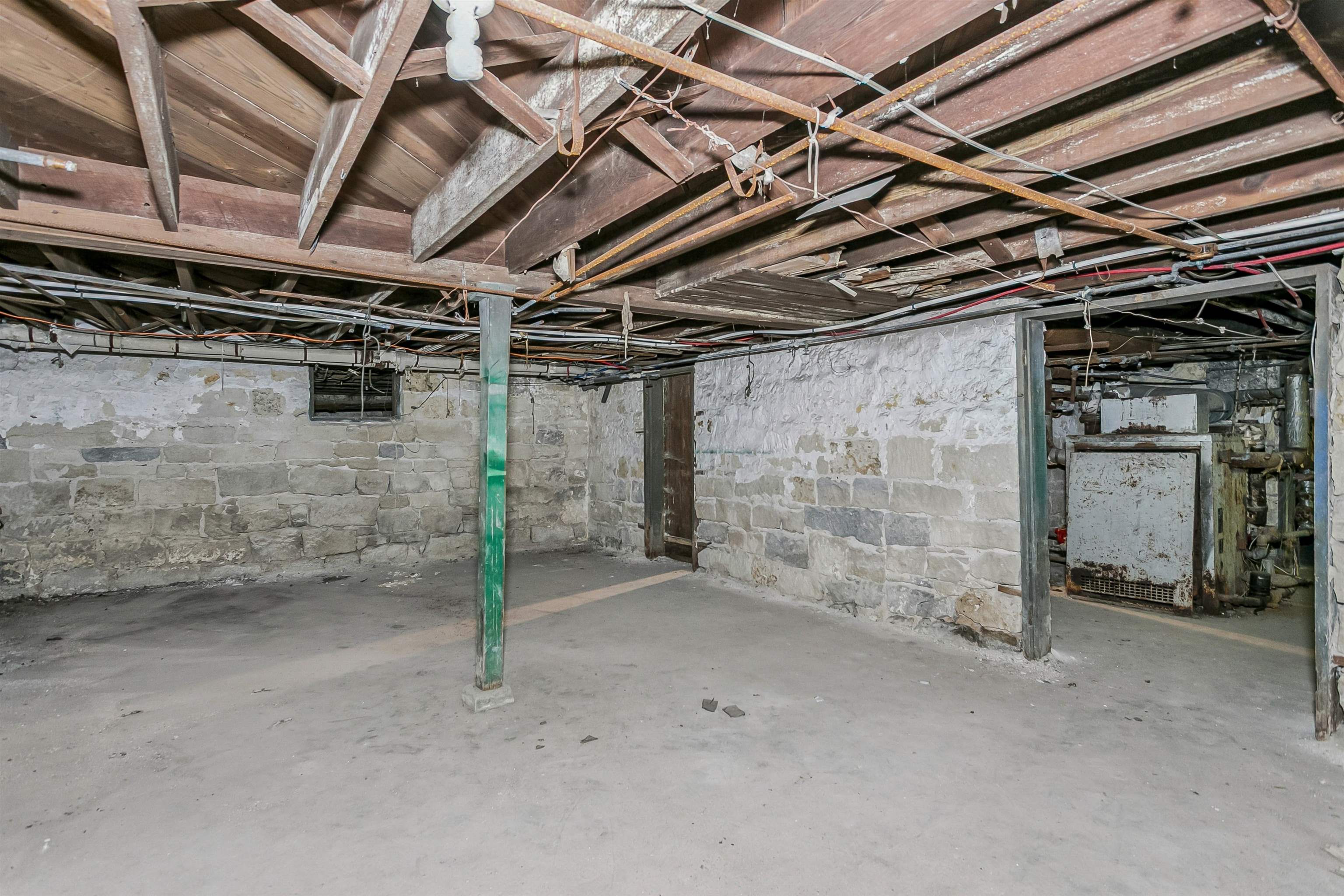 619 N Santa Fe Augusta KS 67010-0000