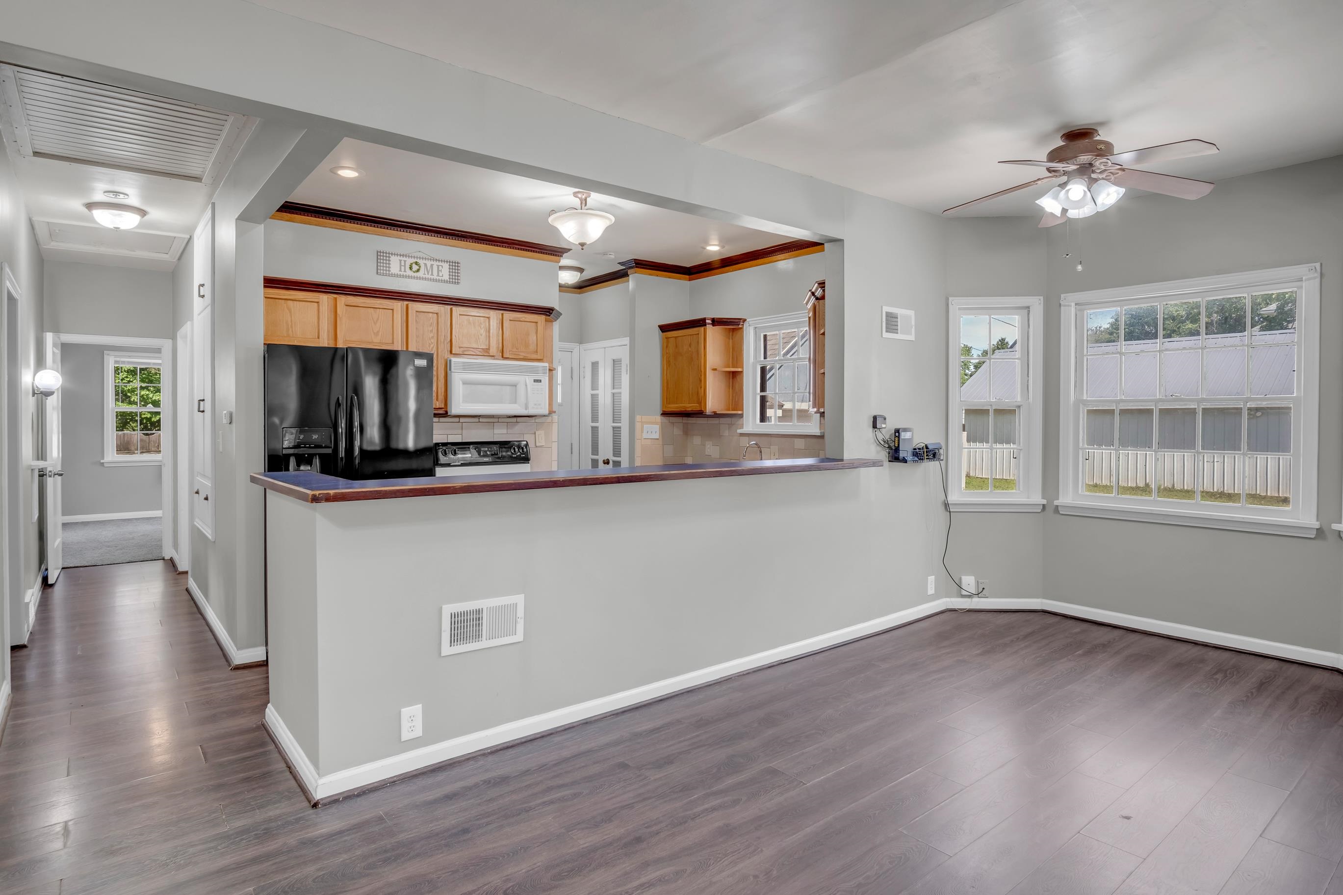 811 N Duncan Street Newton KS 67114