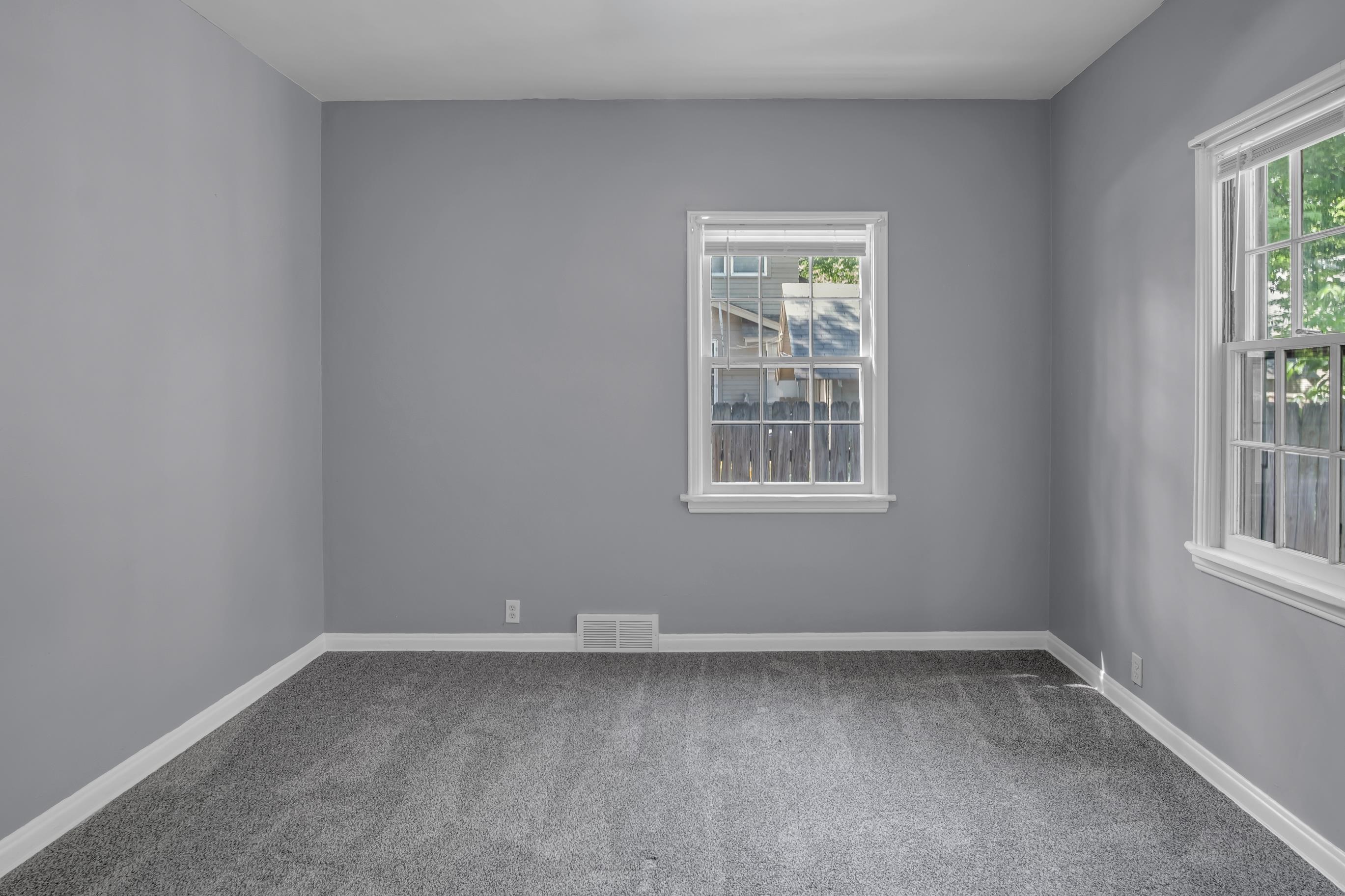 811 N Duncan Street Newton KS 67114