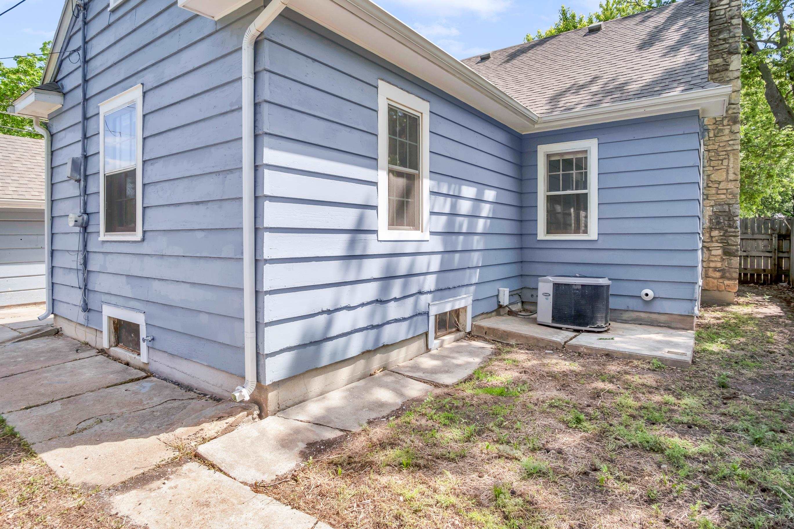 811 N Duncan Street Newton KS 67114