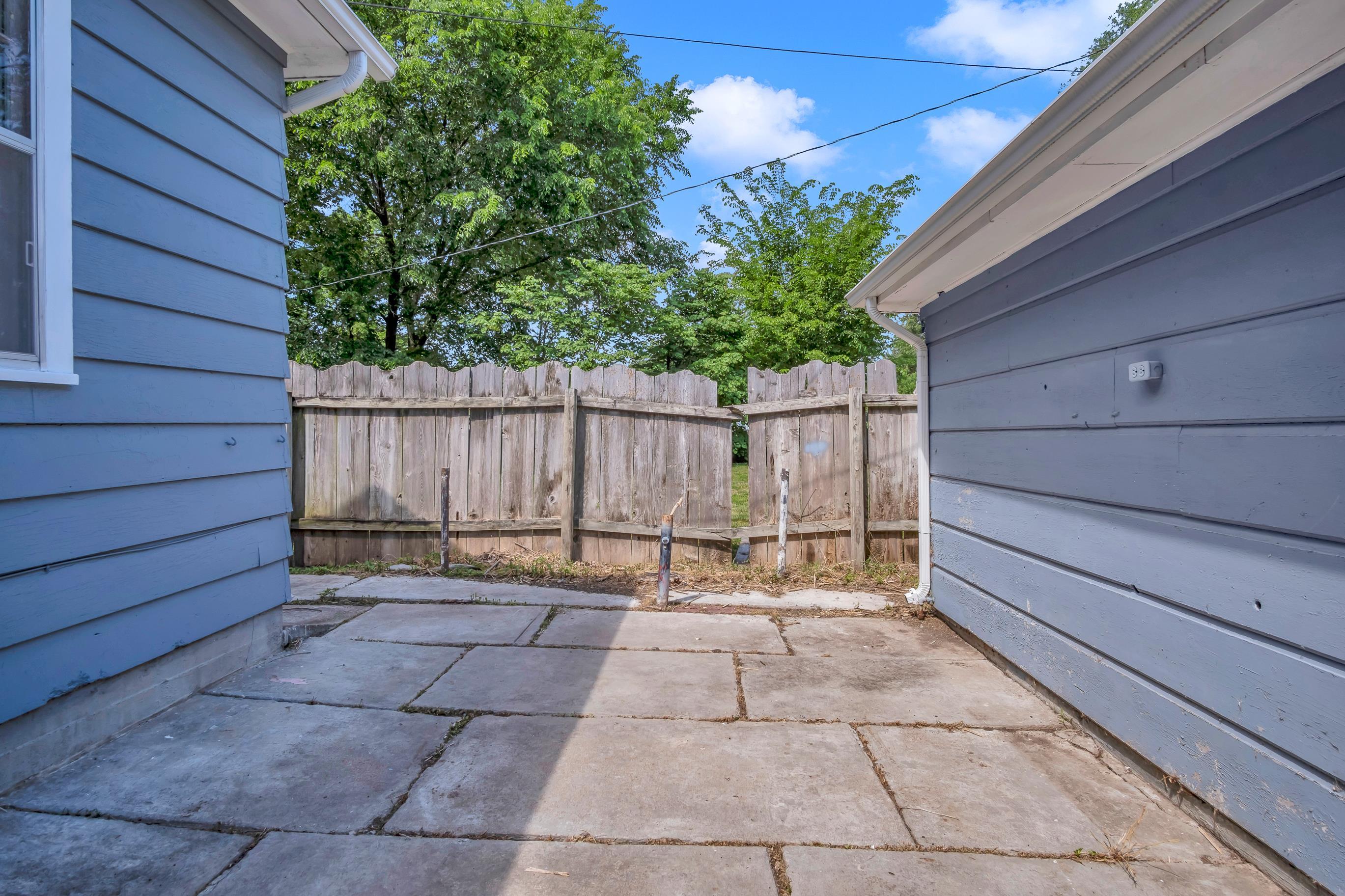 811 N Duncan Street Newton KS 67114