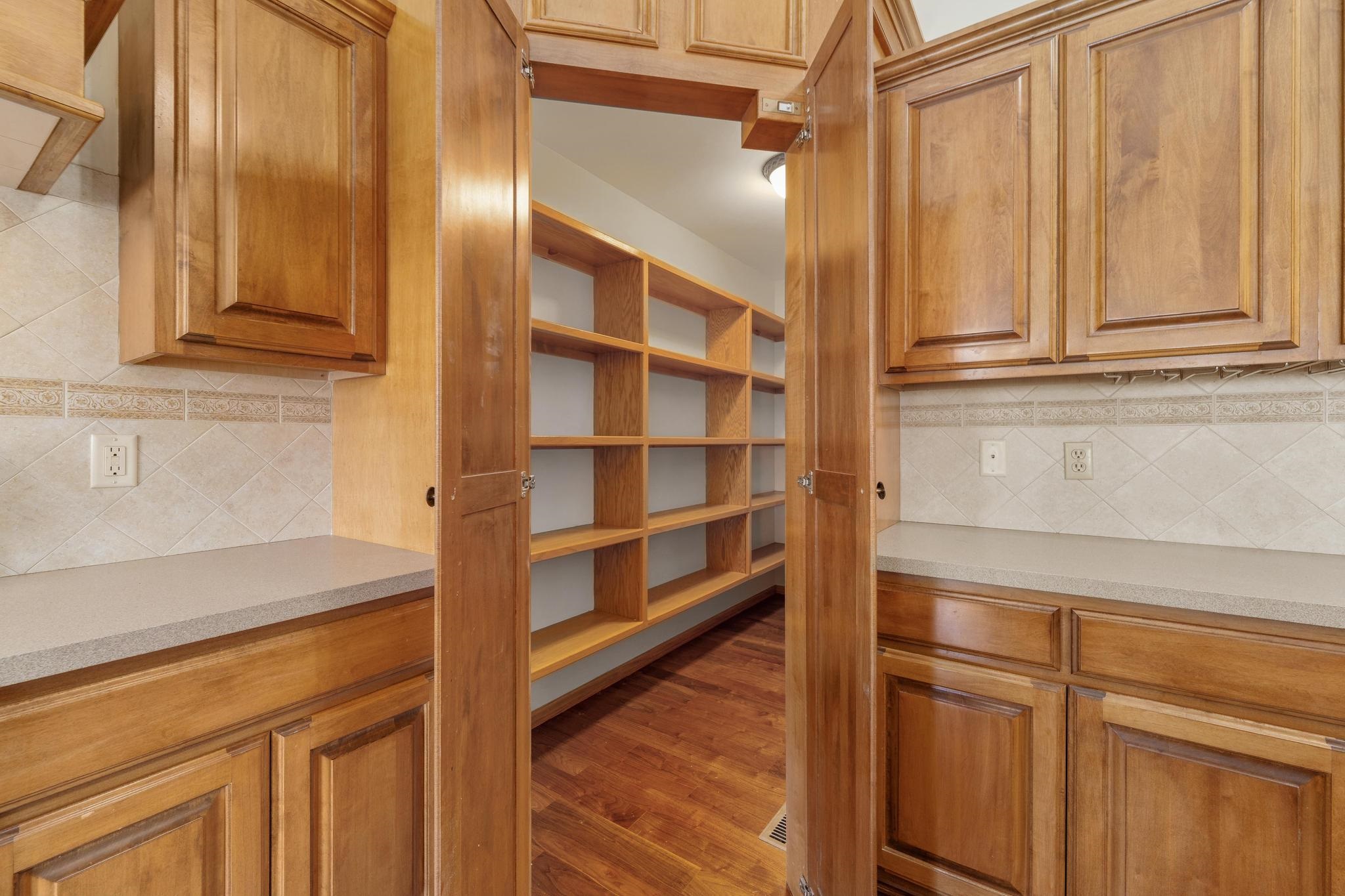 757 S Meridian Road Wellington KS 67152