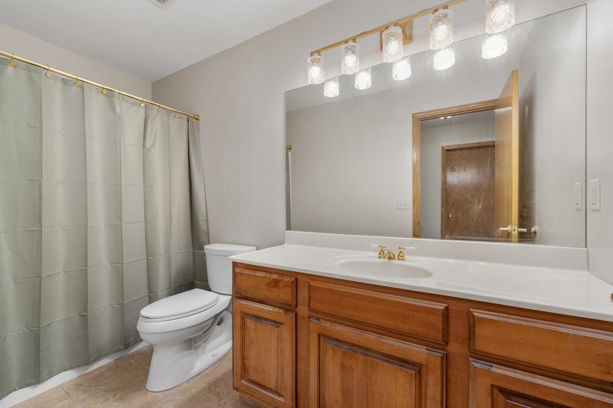 757 S Meridian Road Wellington KS 67152