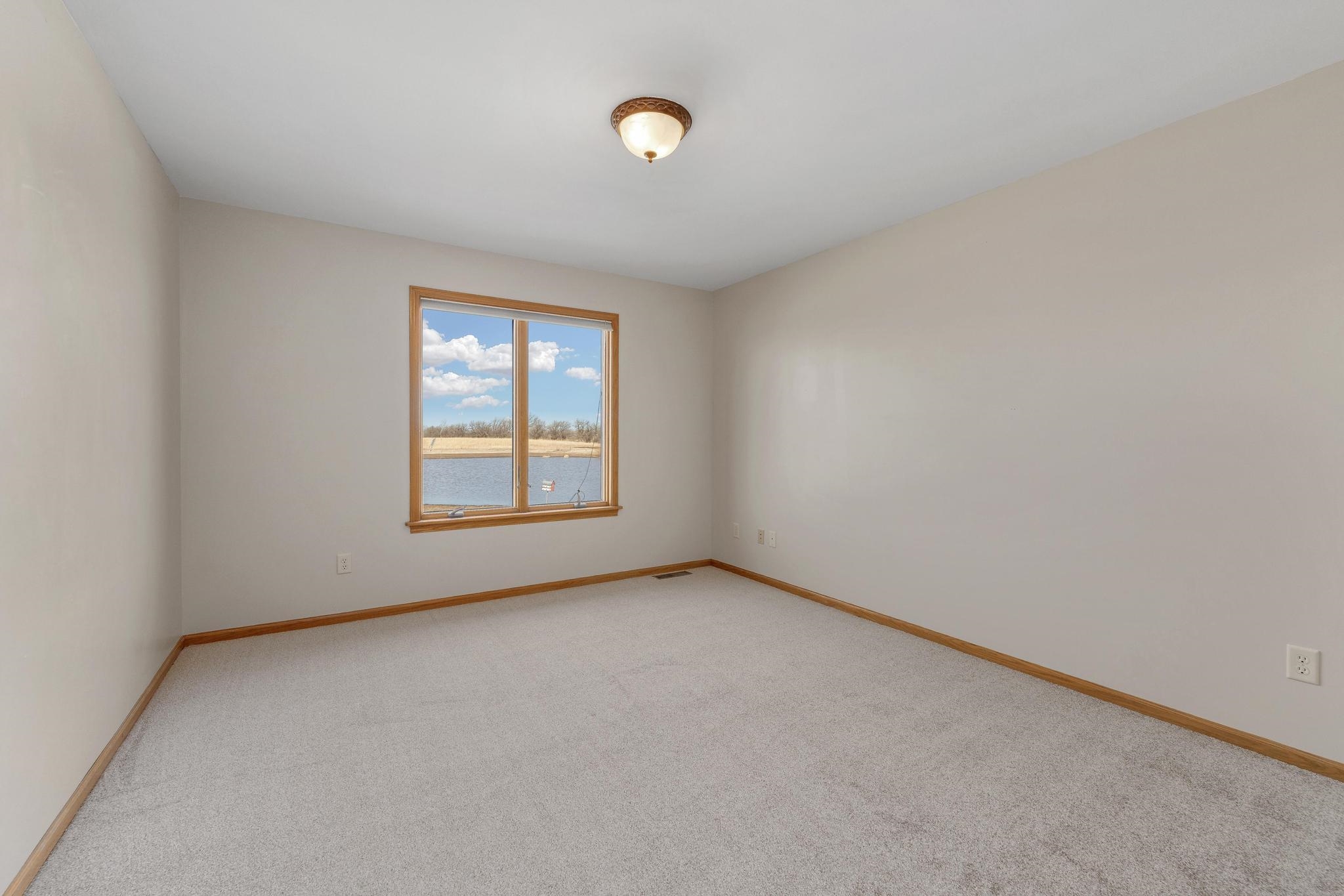 757 S Meridian Road Wellington KS 67152
