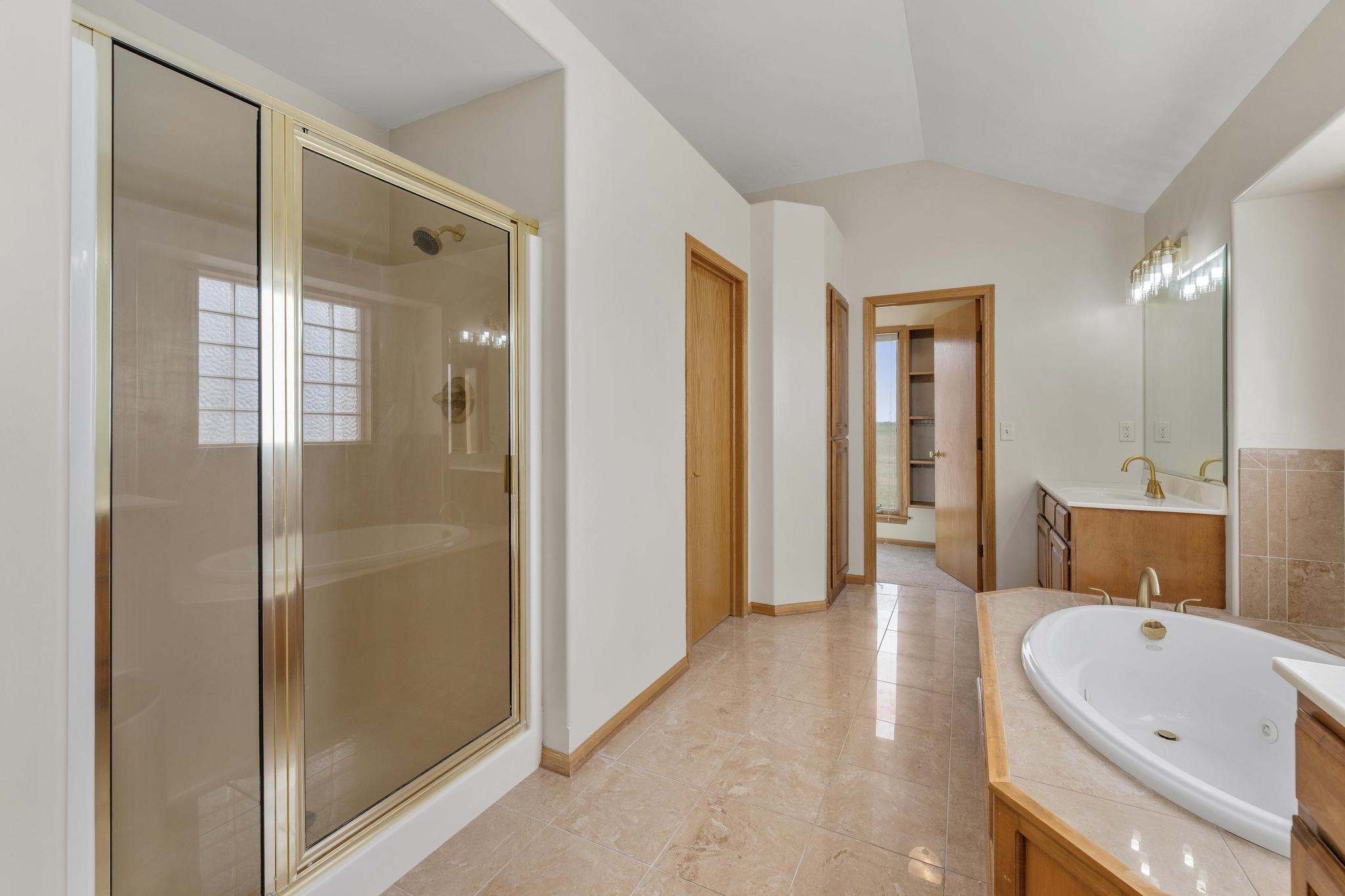 757 S Meridian Road Wellington KS 67152