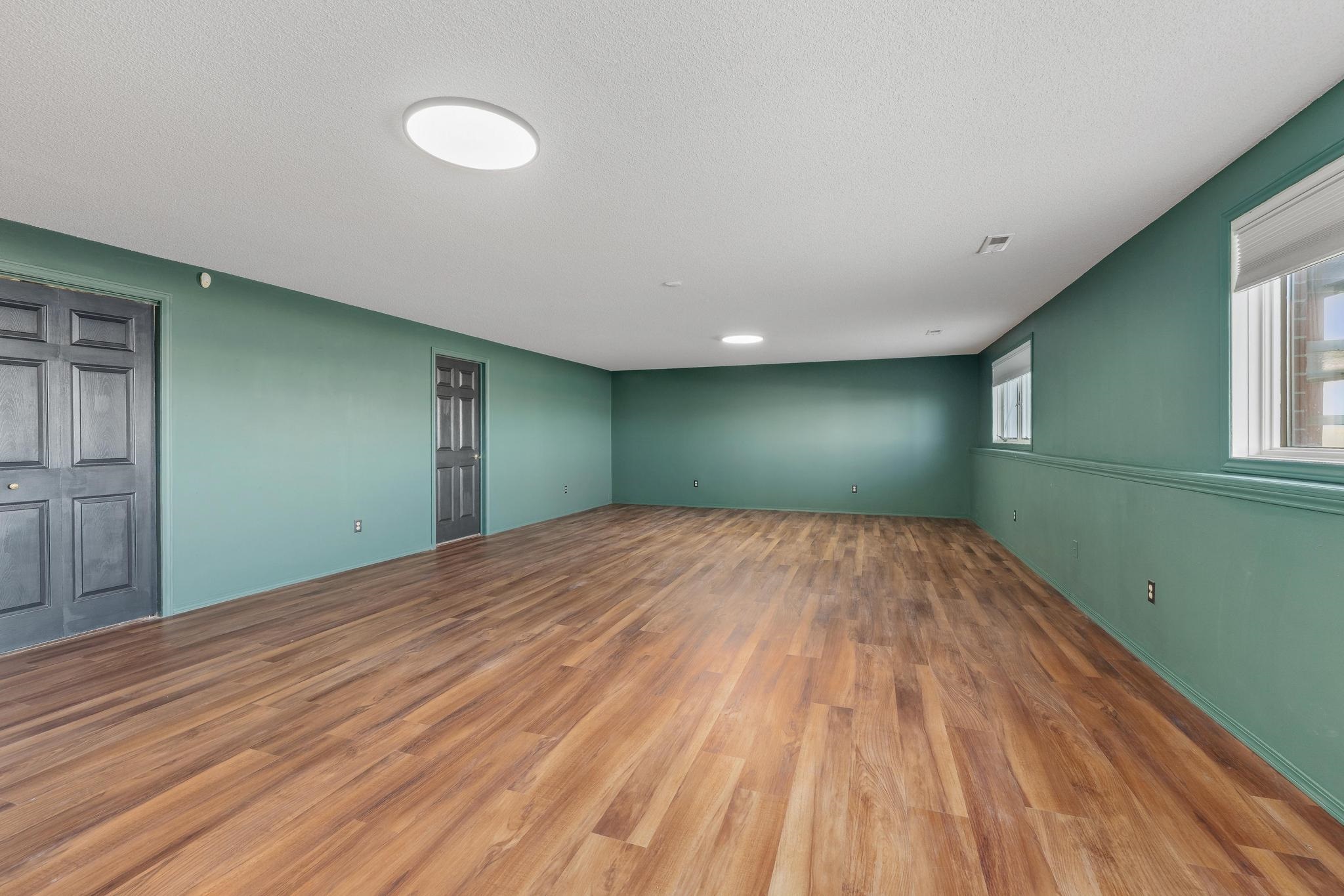 757 S Meridian Road Wellington KS 67152