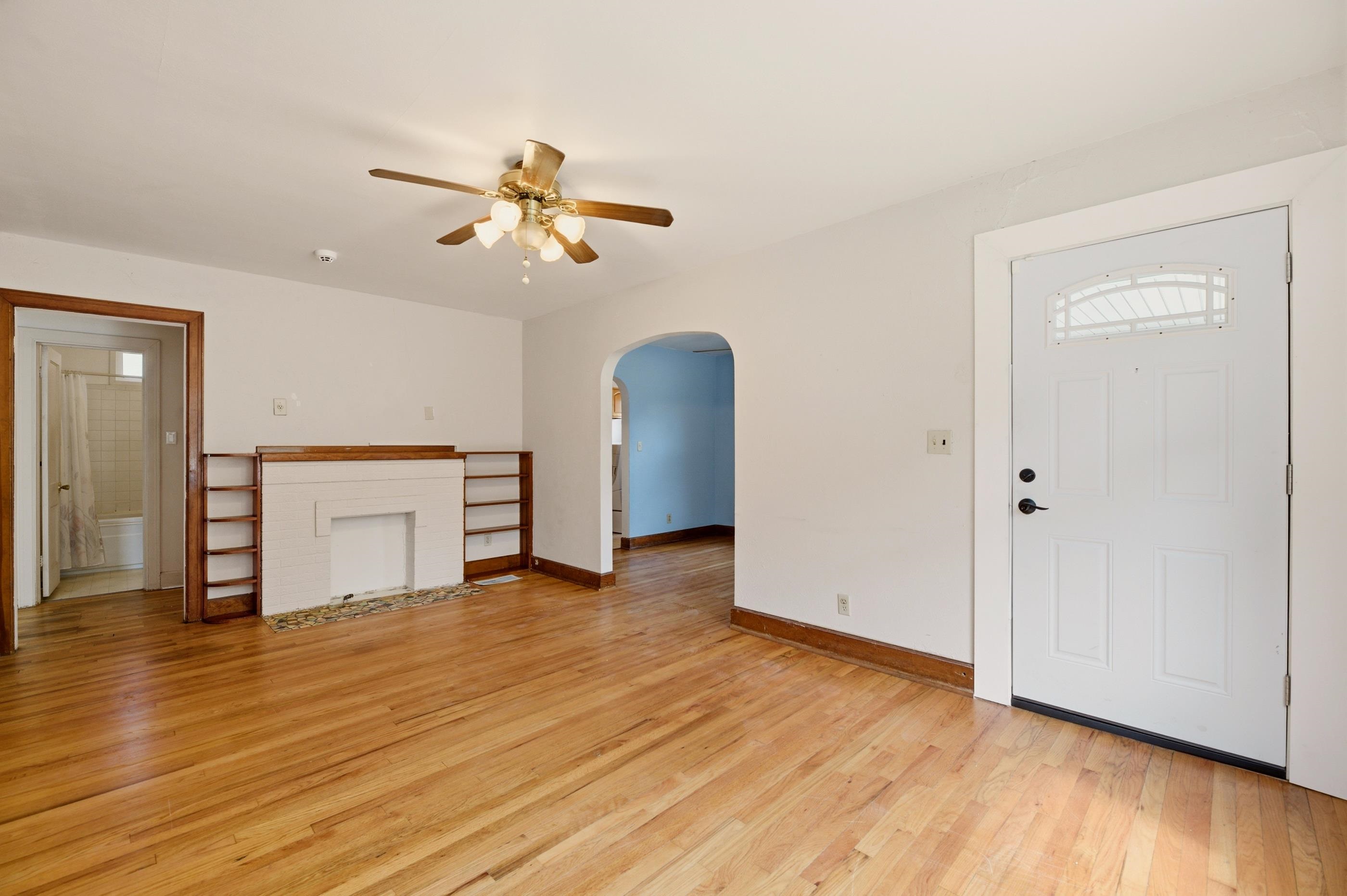 547 S Green Wichita KS 67211