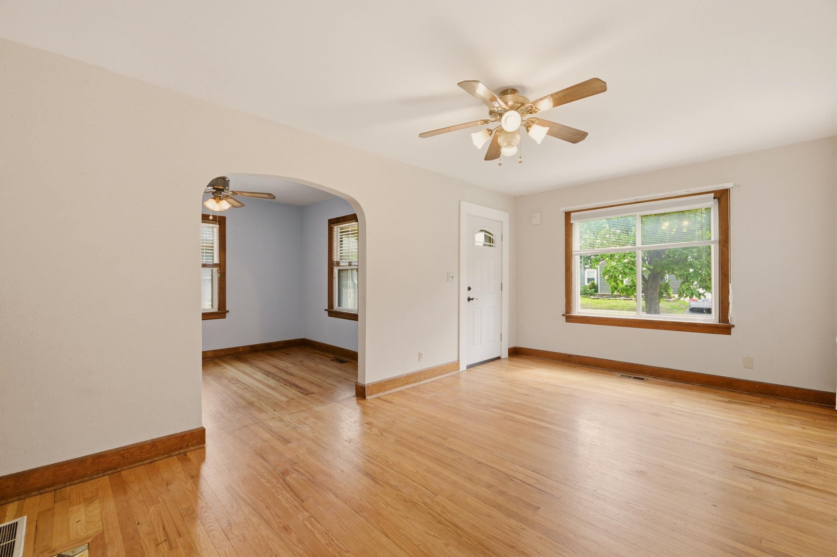 547 S Green Wichita KS 67211