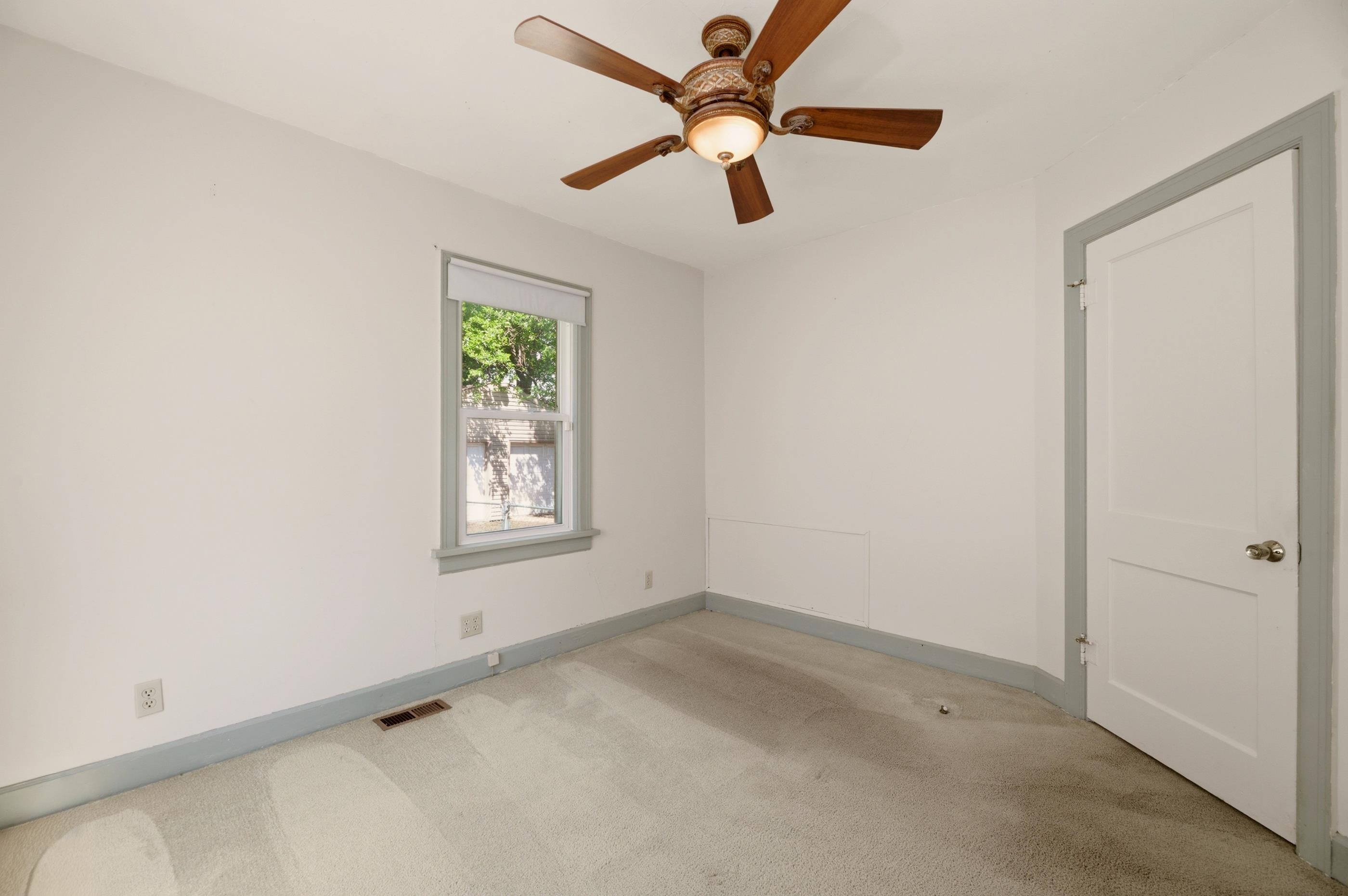 547 S Green Wichita KS 67211
