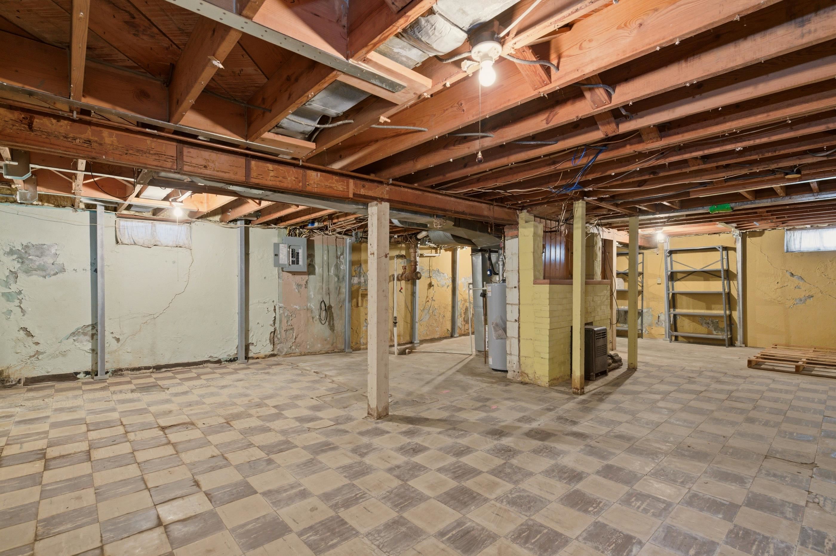 547 S Green Wichita KS 67211