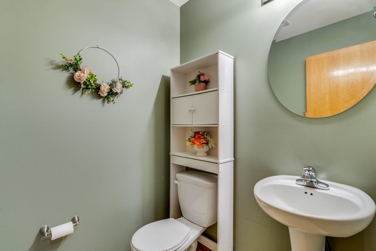 1251 E Village Estates Park City KS 67219