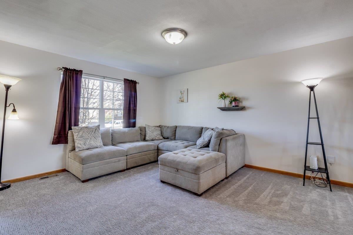 1251 E Village Estates Park City KS 67219