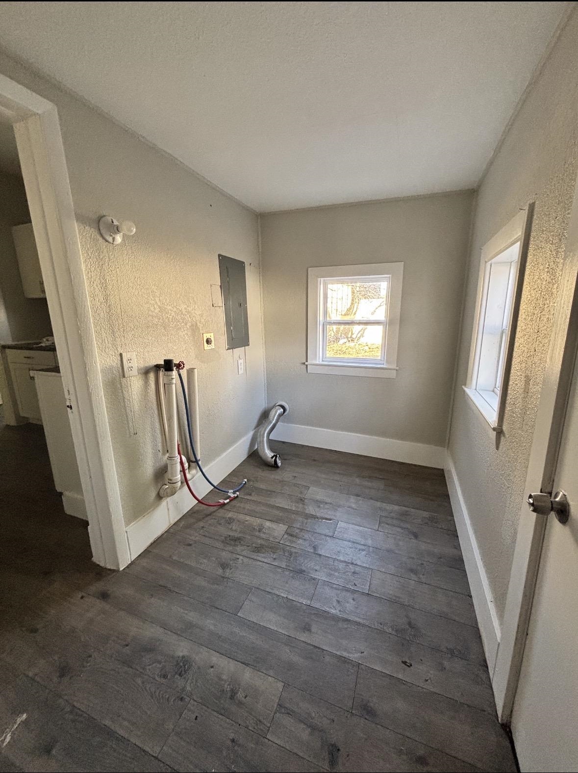 1424 E 1st Avenue Winfield KS 67156