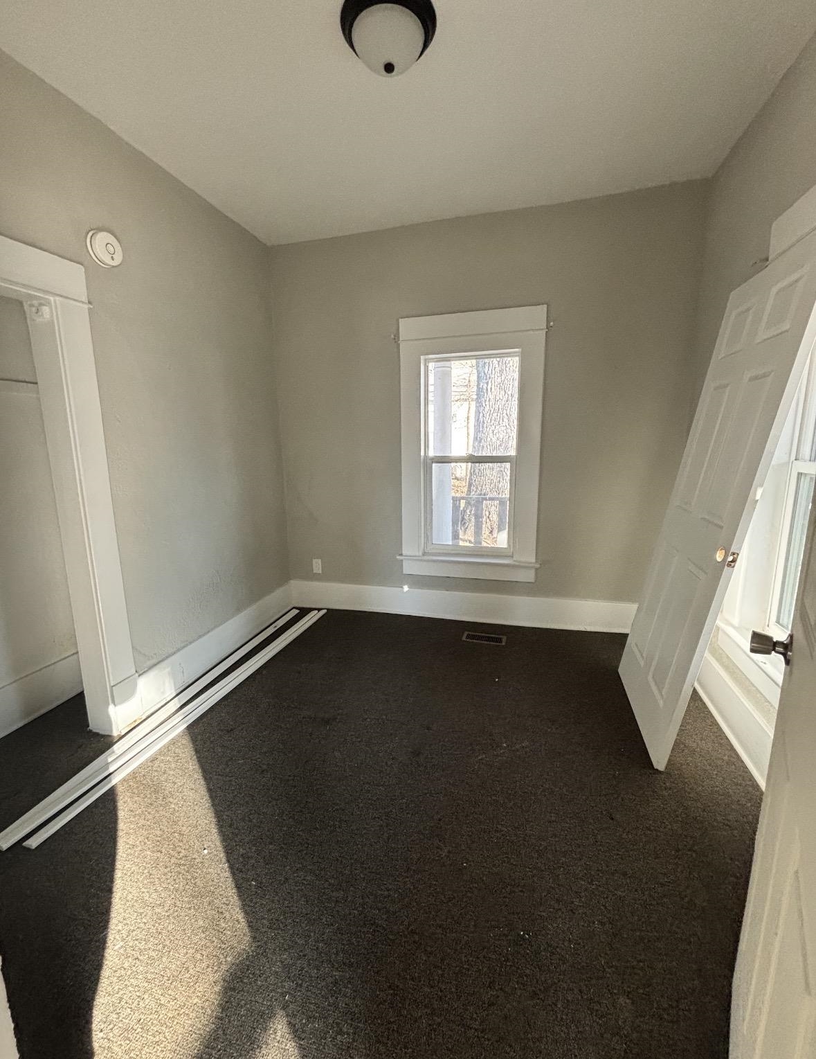 1424 E 1st Avenue Winfield KS 67156