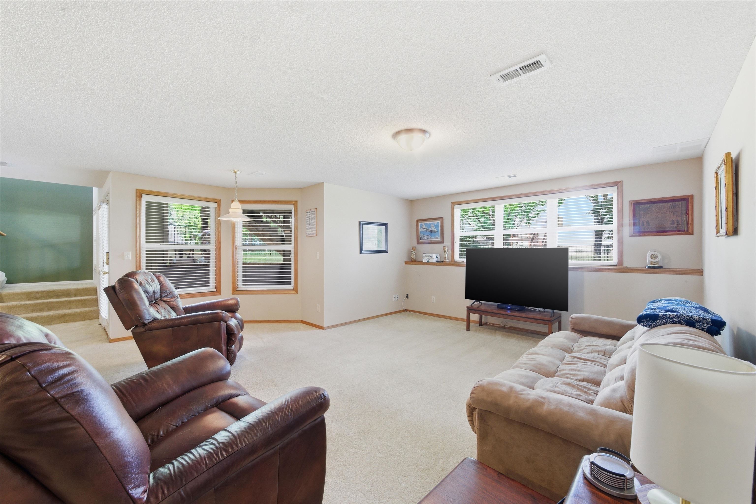 857 N Crest Court Wichita KS 67206