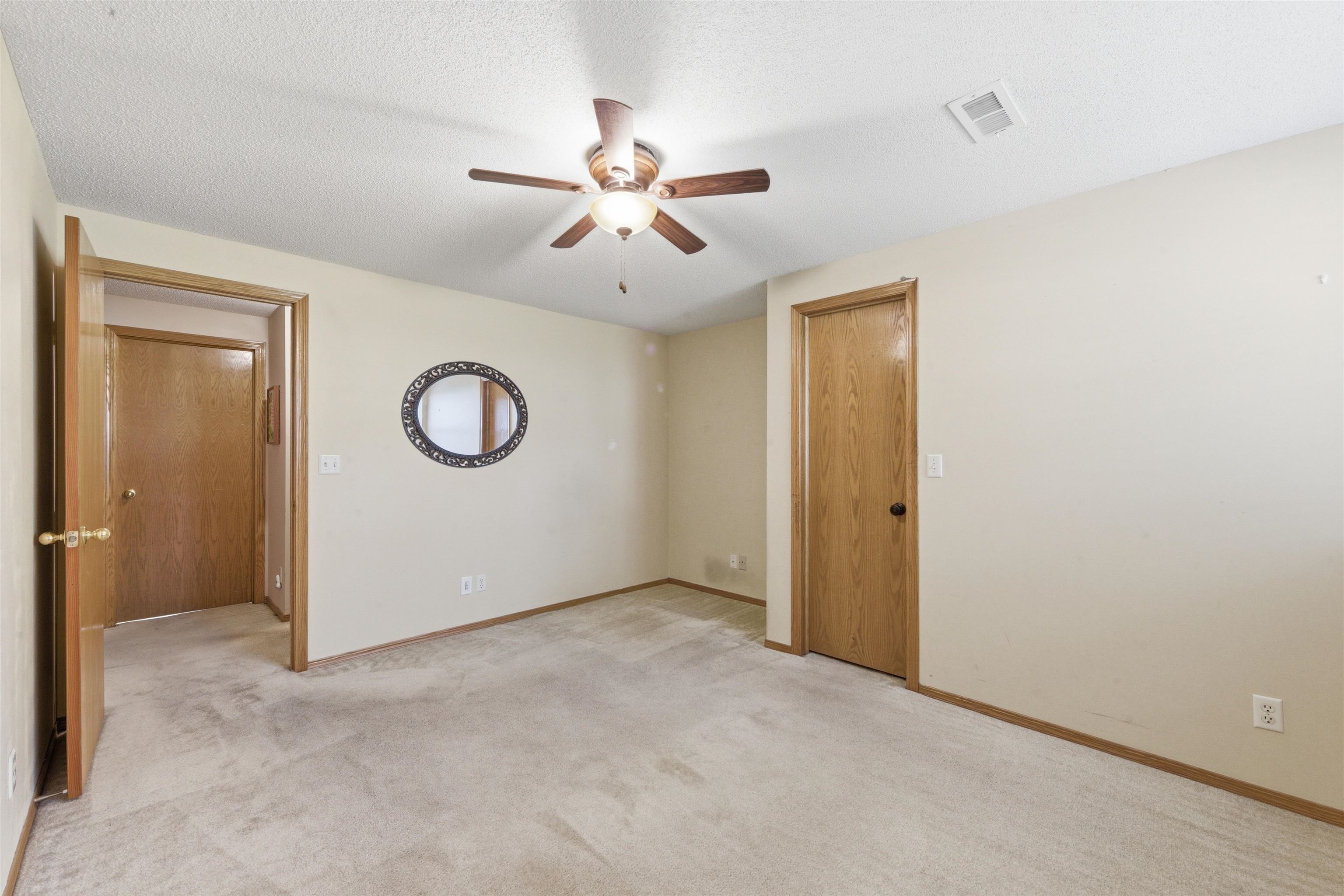 857 N Crest Court Wichita KS 67206