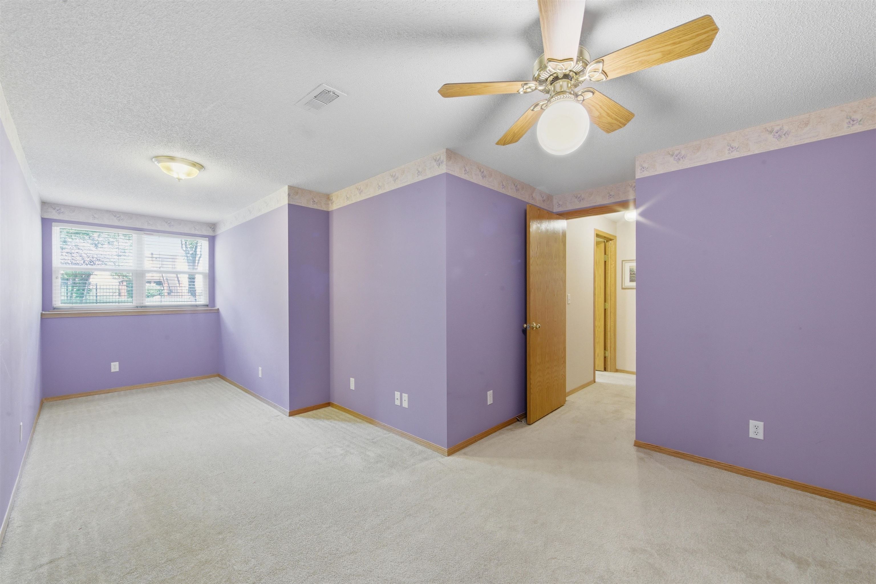 857 N Crest Court Wichita KS 67206