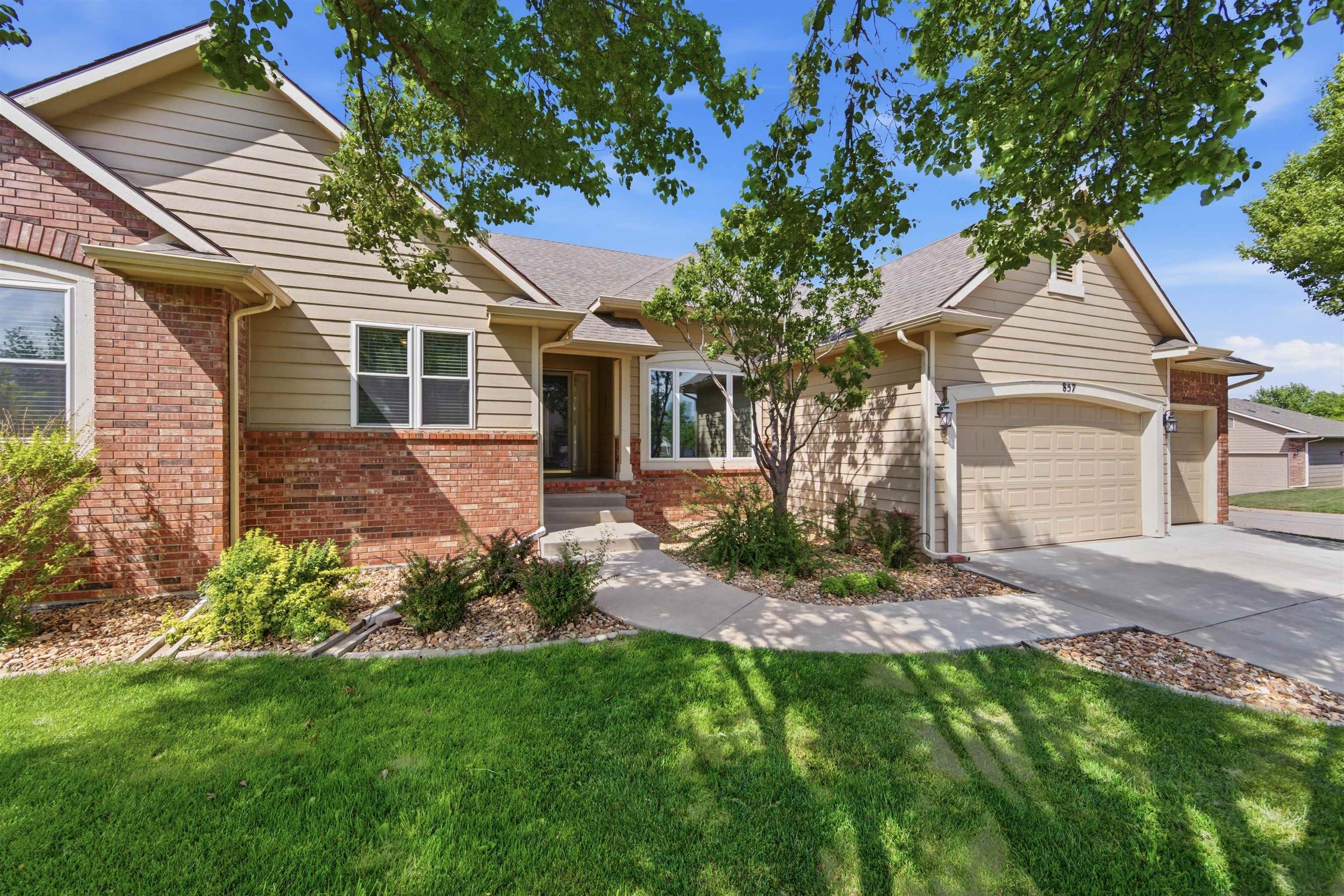 857 N Crest Court Wichita KS 67206