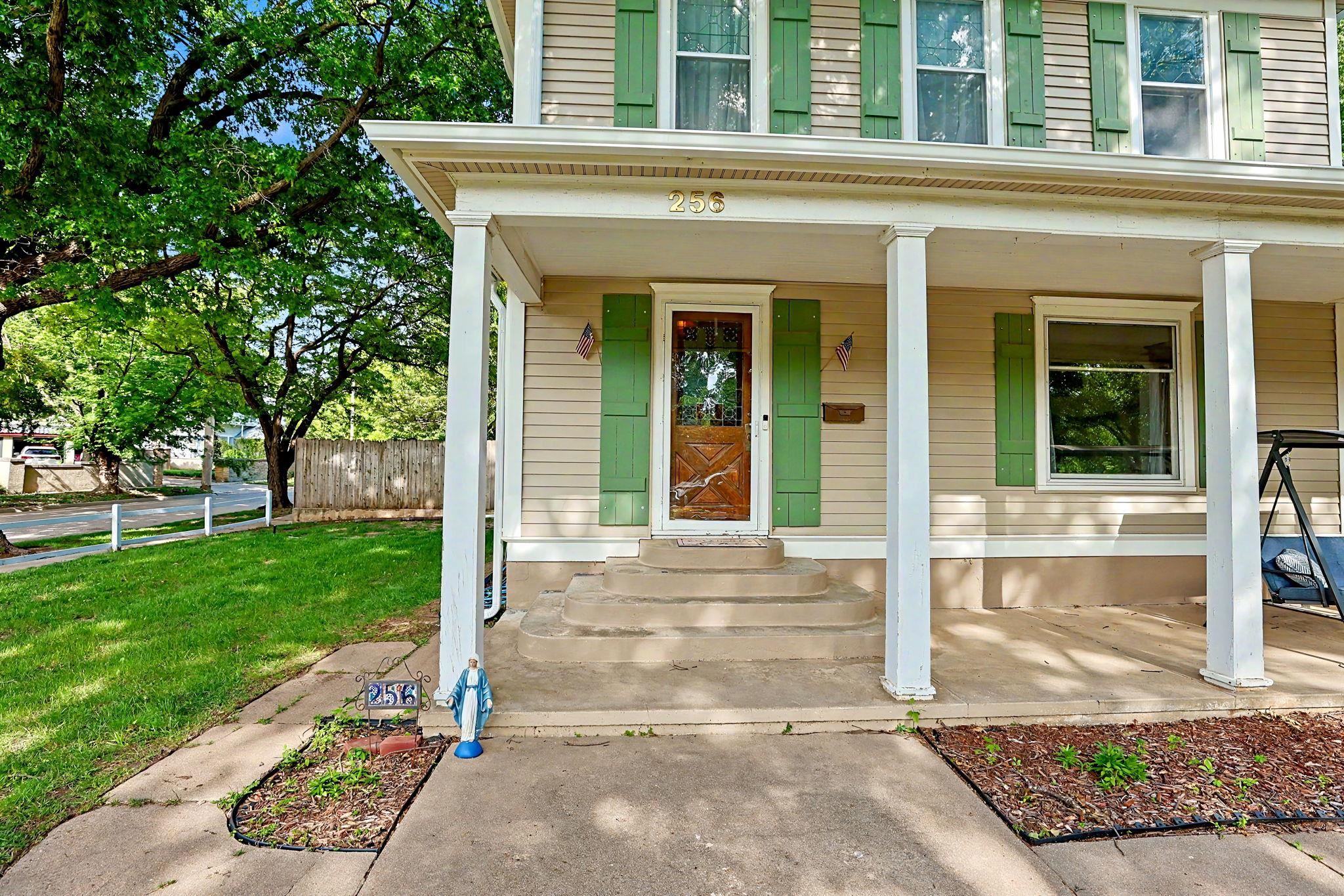 256 N Roosevelt Avenue Wichita KS 67208
