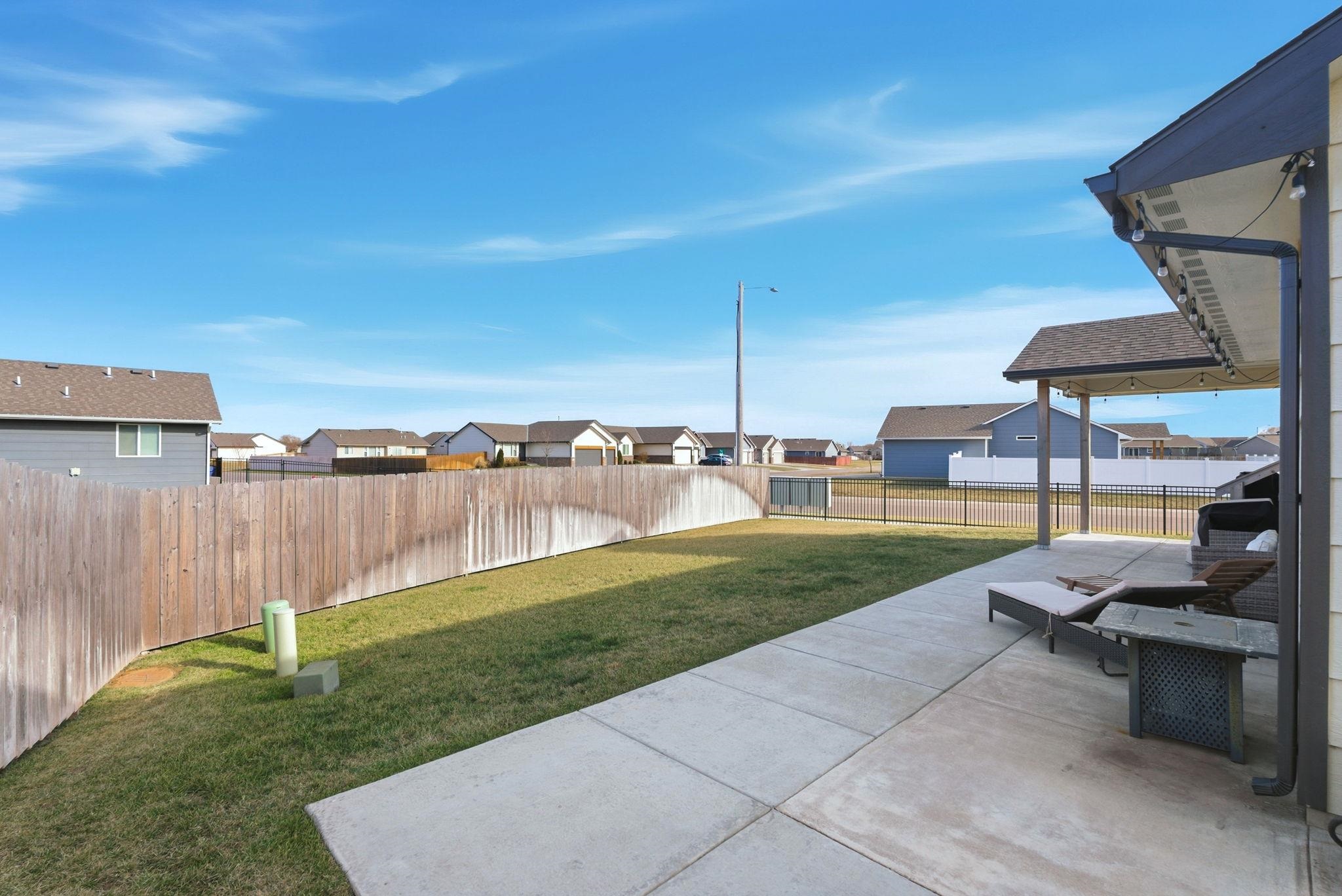 1702 N Kentucky Lane Wichita KS 67235