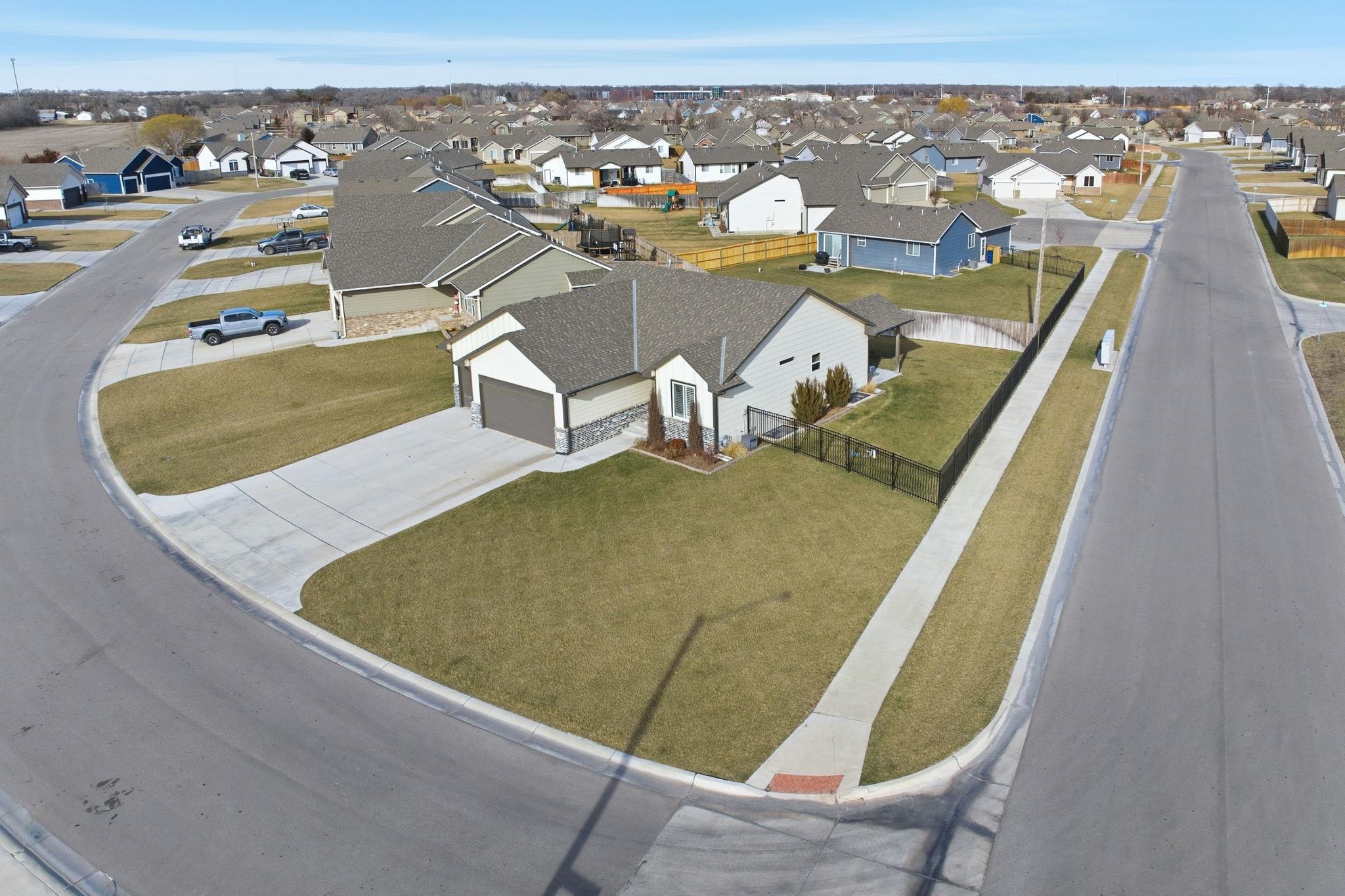 1702 N Kentucky Lane Wichita KS 67235