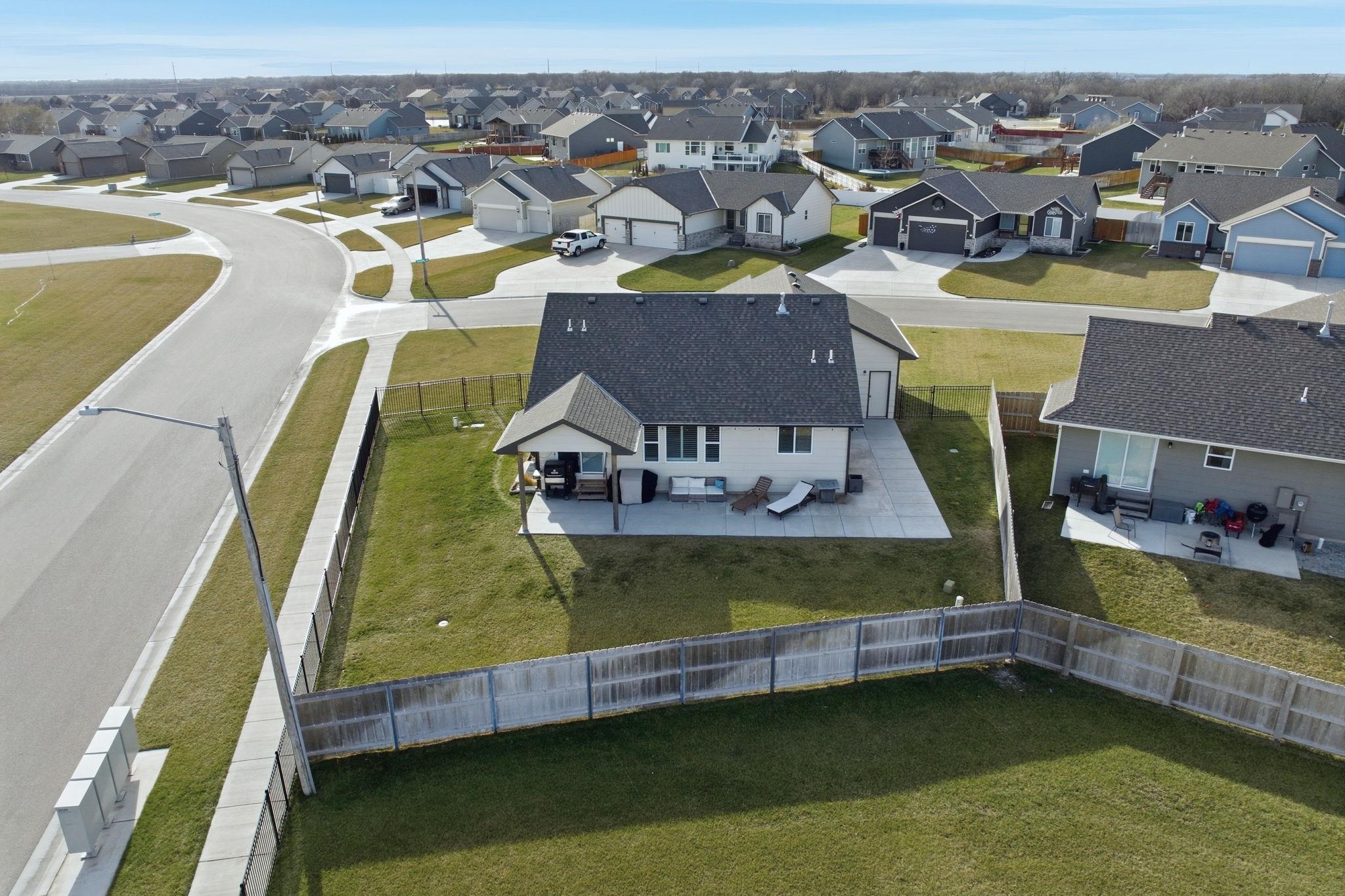 1702 N Kentucky Lane Wichita KS 67235