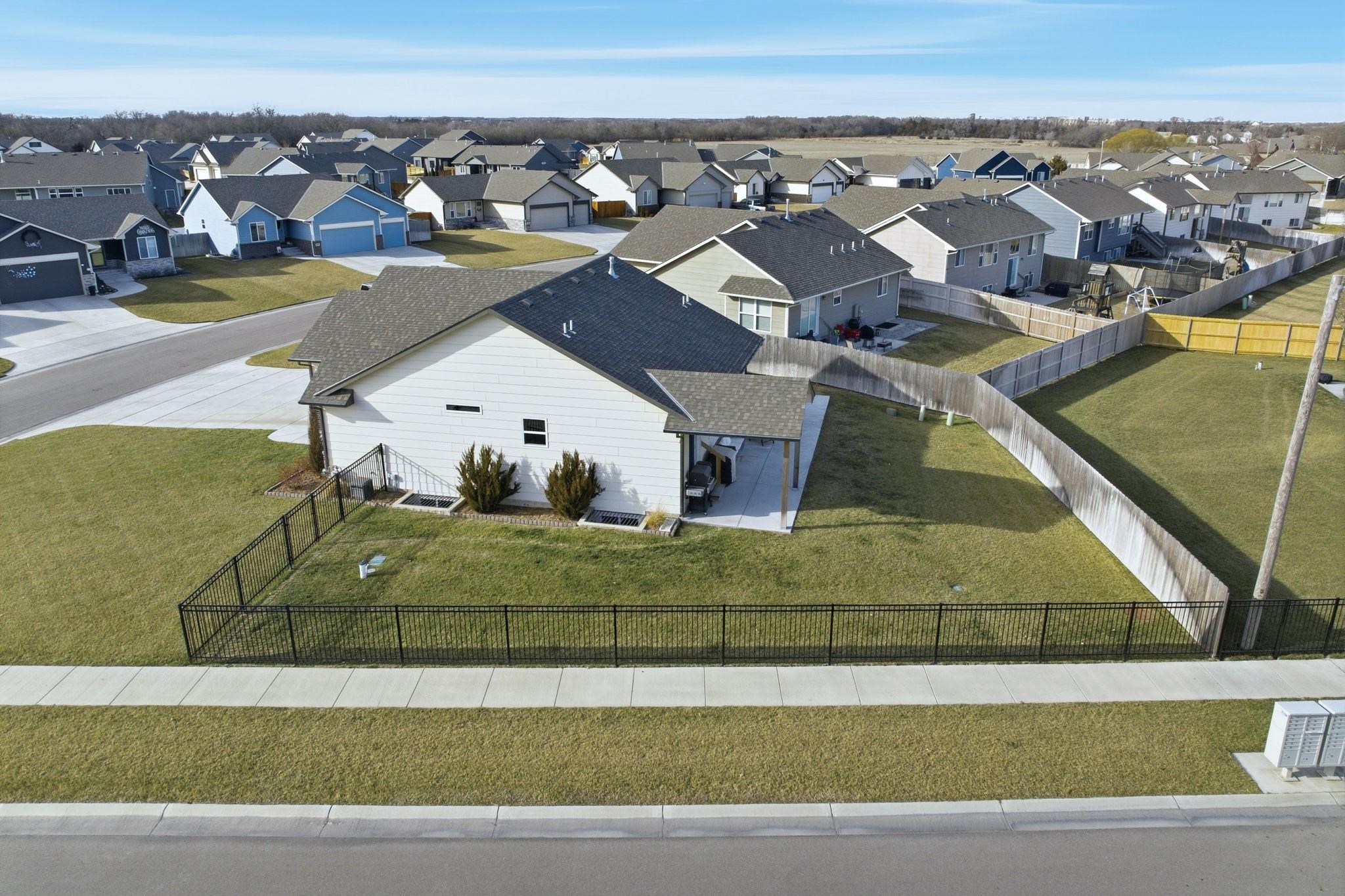 1702 N Kentucky Lane Wichita KS 67235