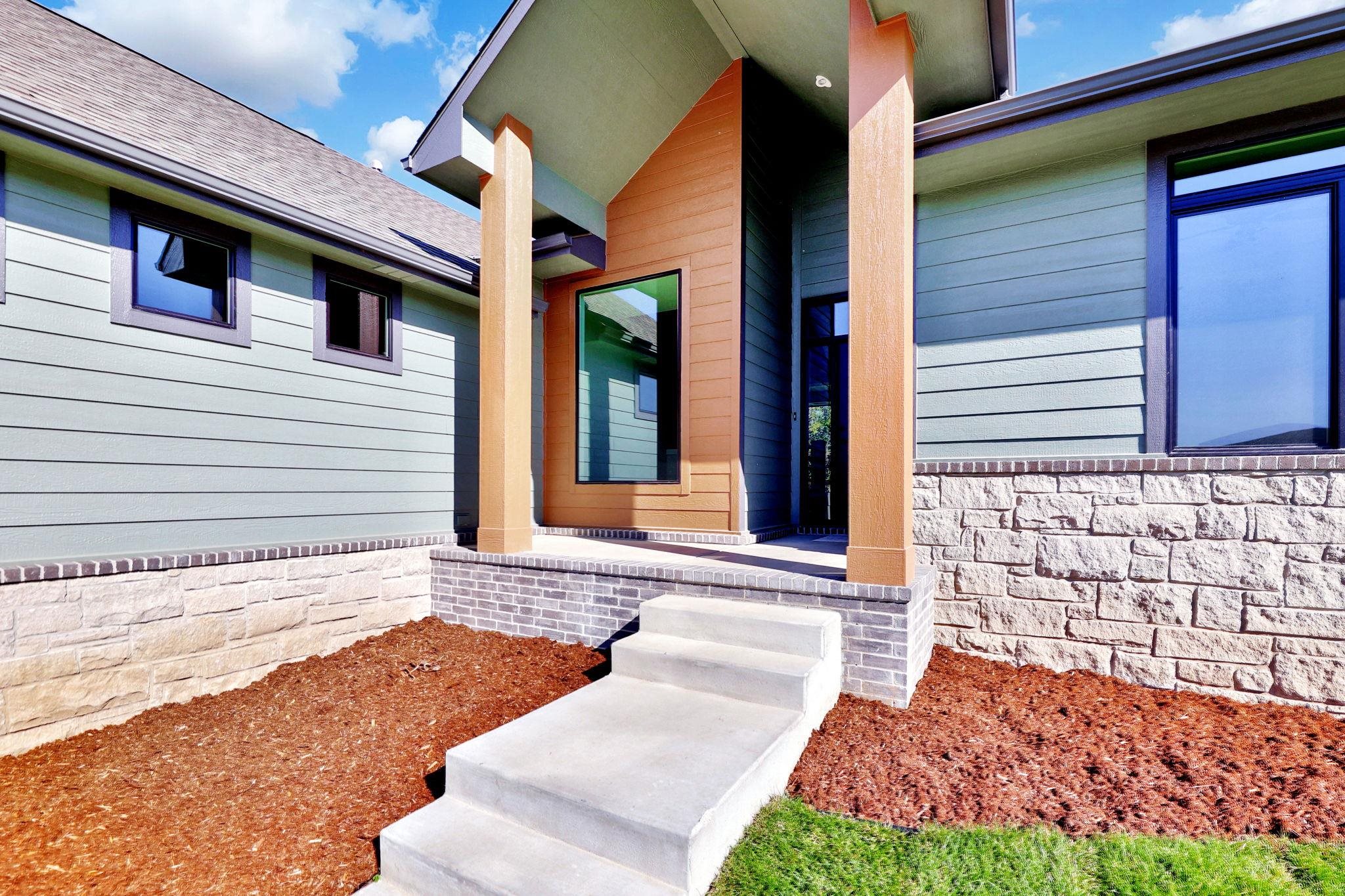 2512 N Emerald Court Andover KS 67002