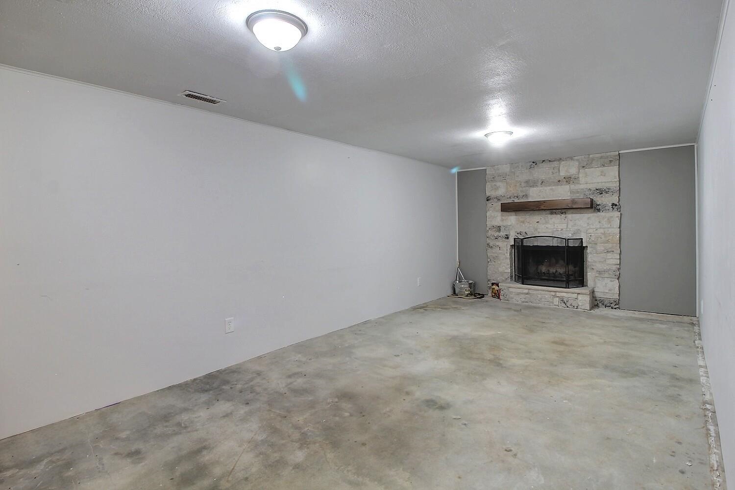 411 S Washington Street Belle Plaine KS 67013