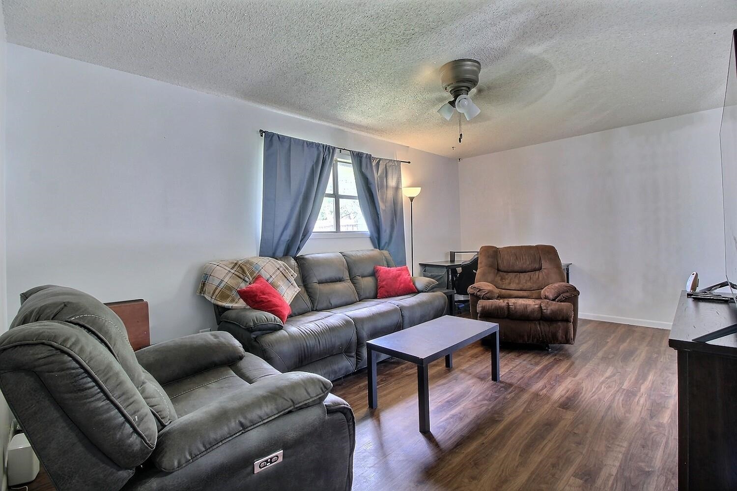 411 S Washington Street Belle Plaine KS 67013