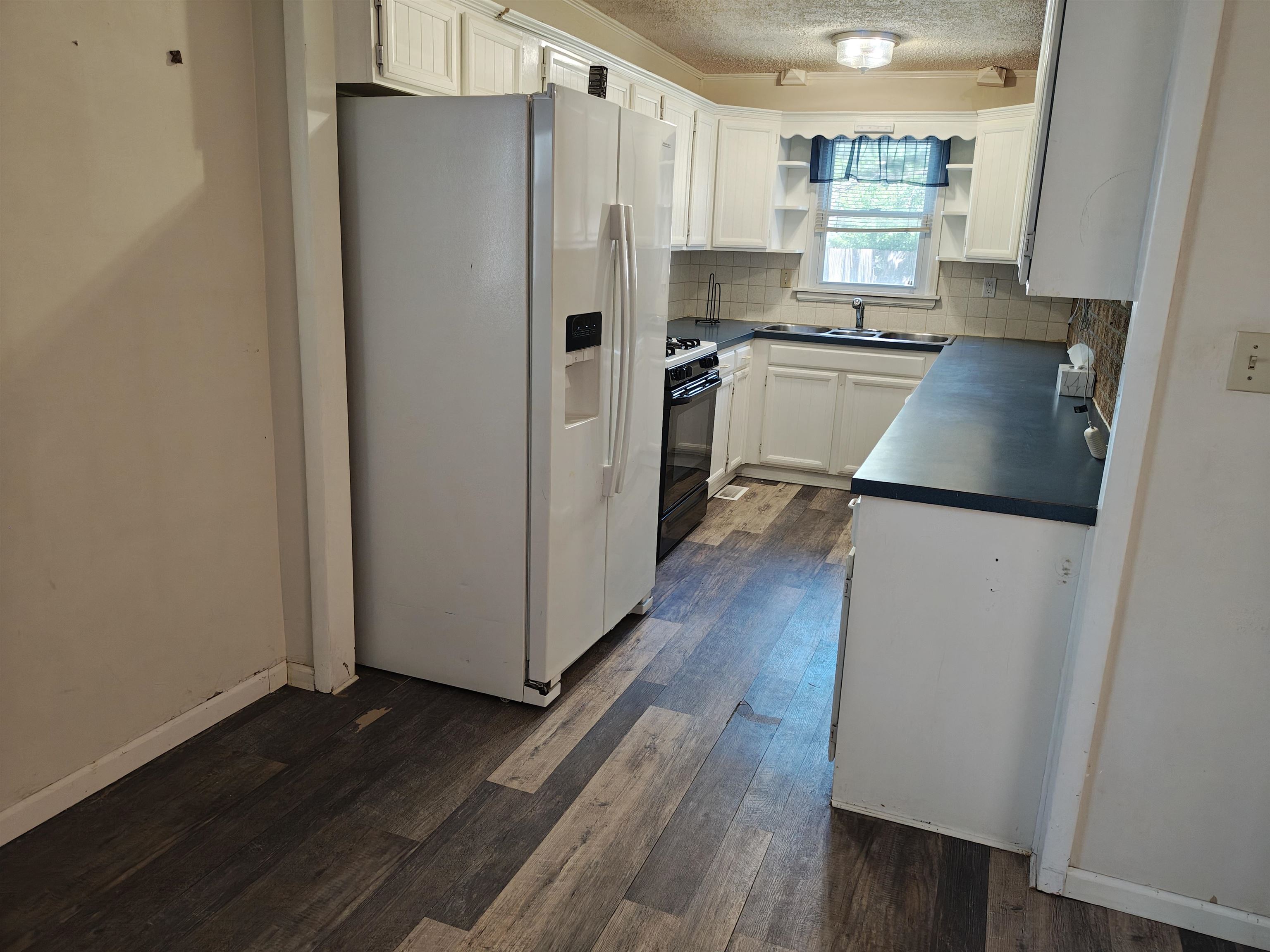 1828 S Millwood Street Wichita KS 67213