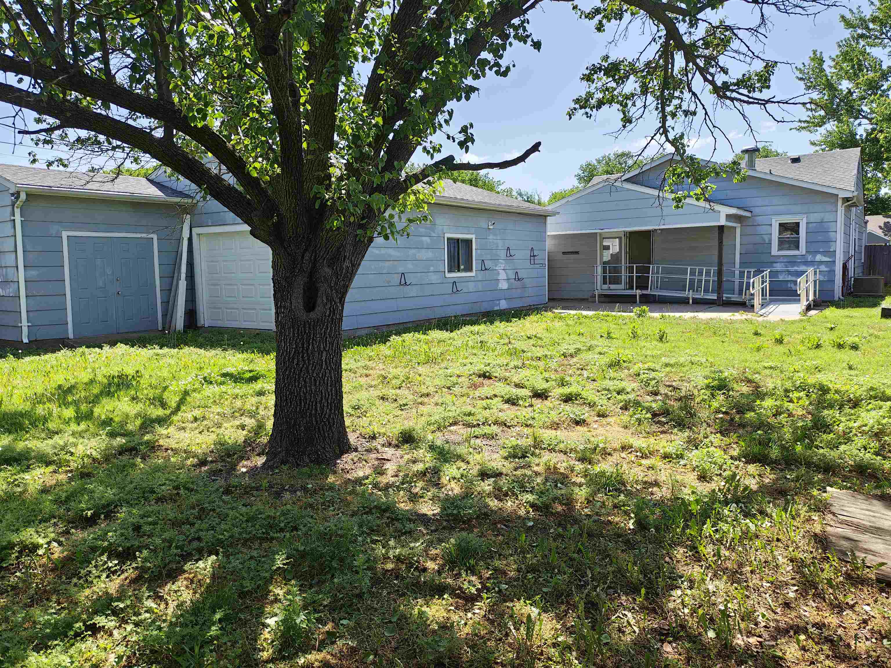 1828 S Millwood Street Wichita KS 67213