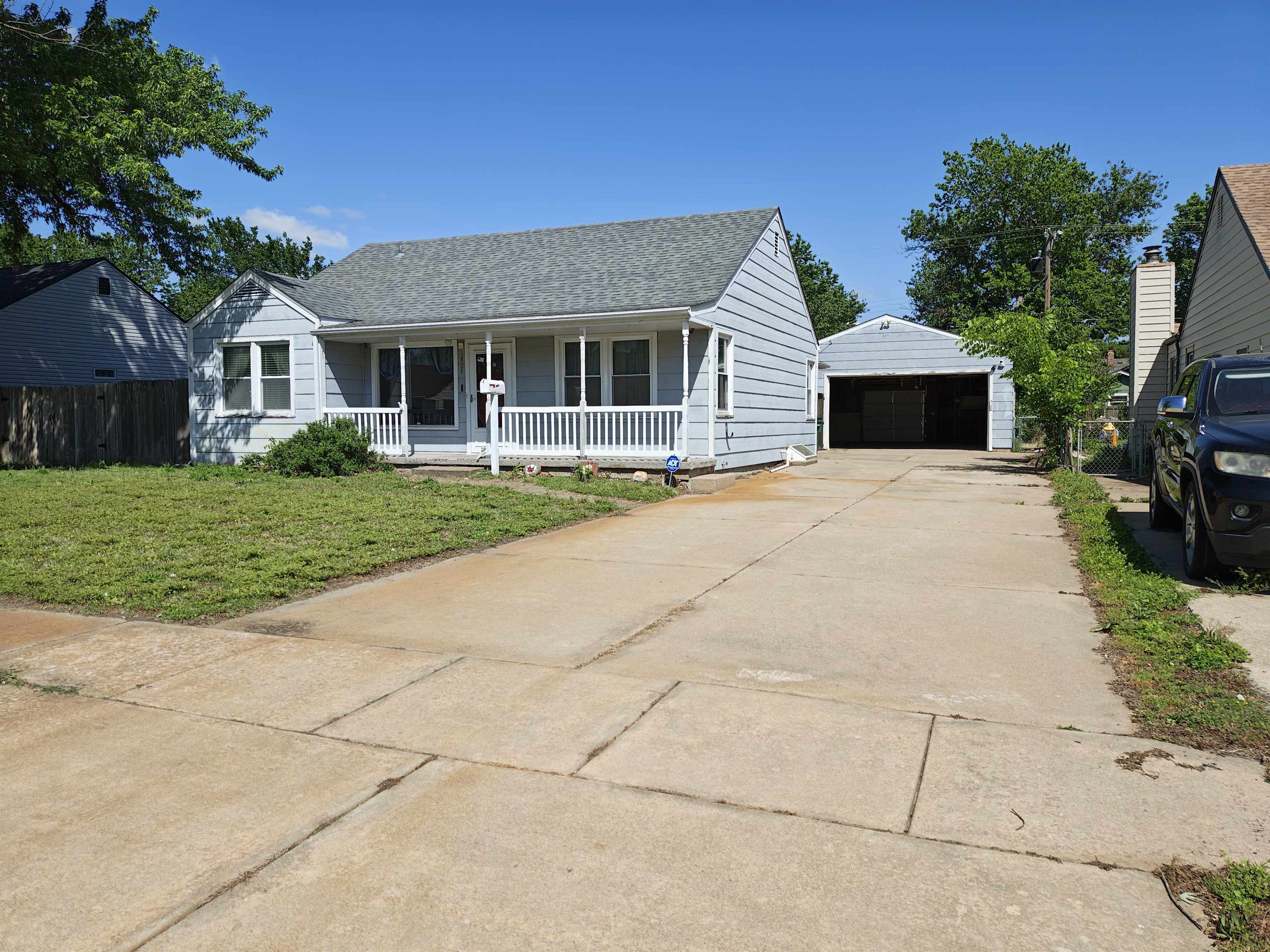 1828 S Millwood Street Wichita KS 67213