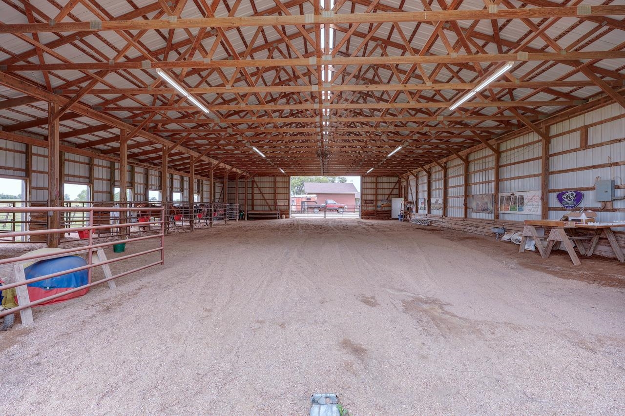 18071 65th Road Winfield KS 67156
