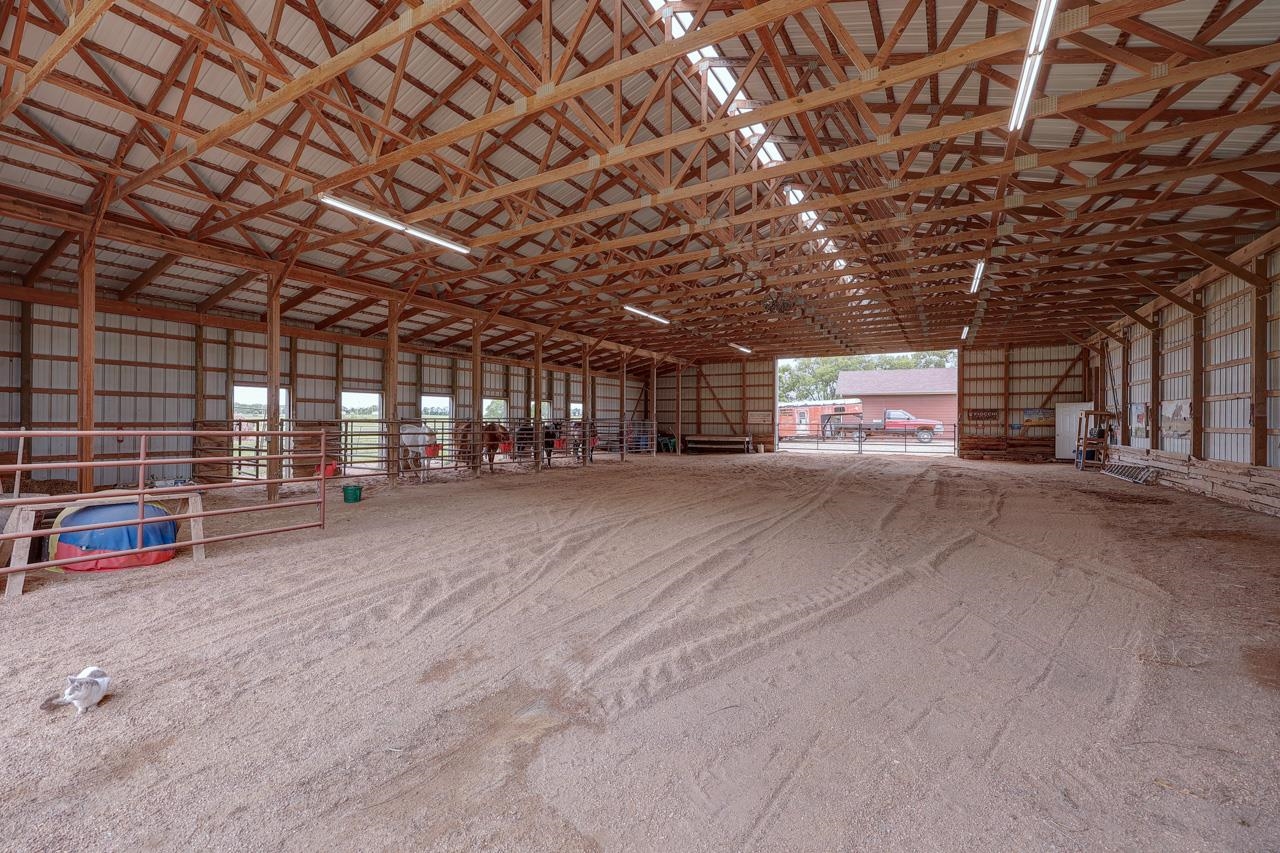 18071 65th Road Winfield KS 67156