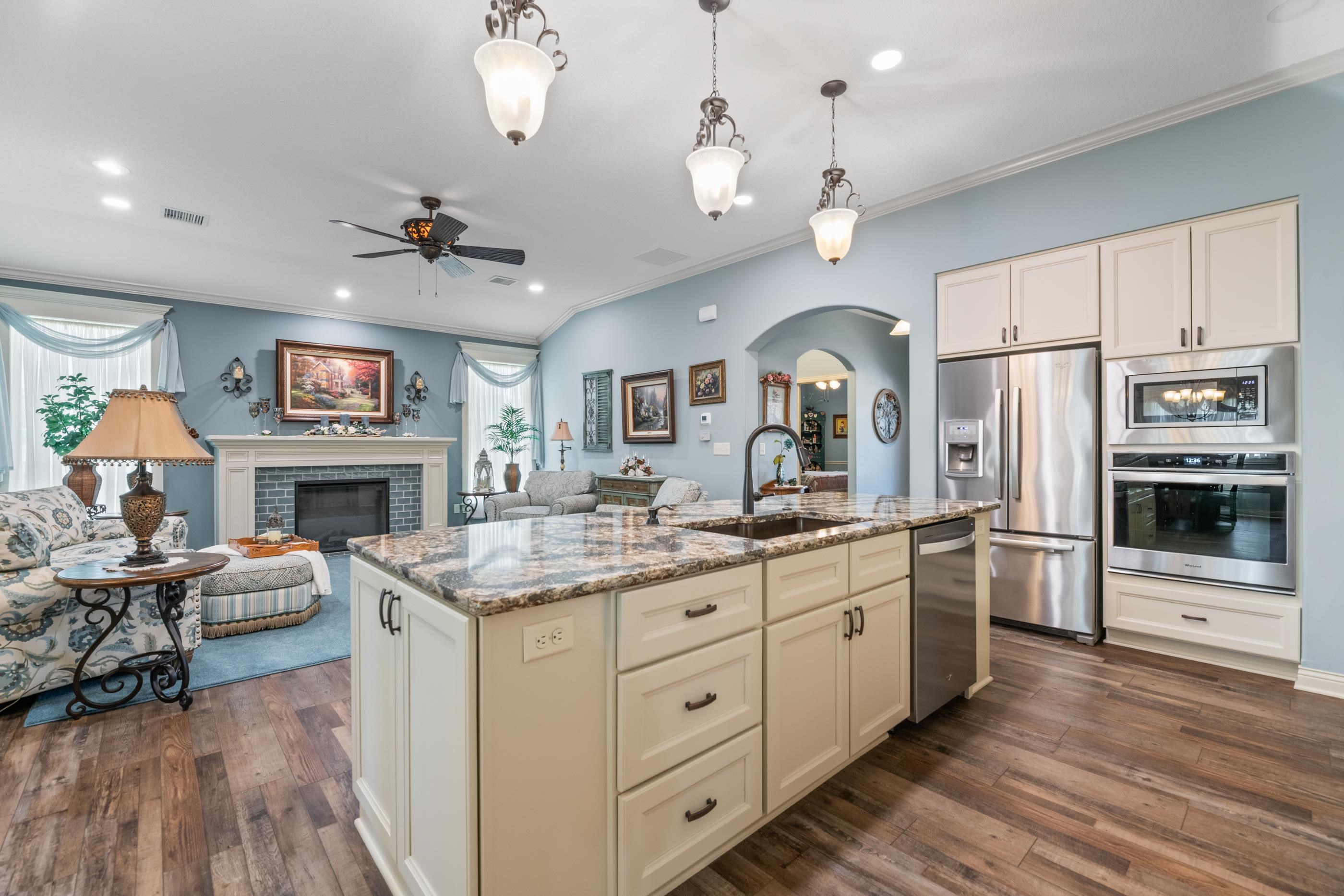 3632 N Lakeway Court Wichita KS 67205