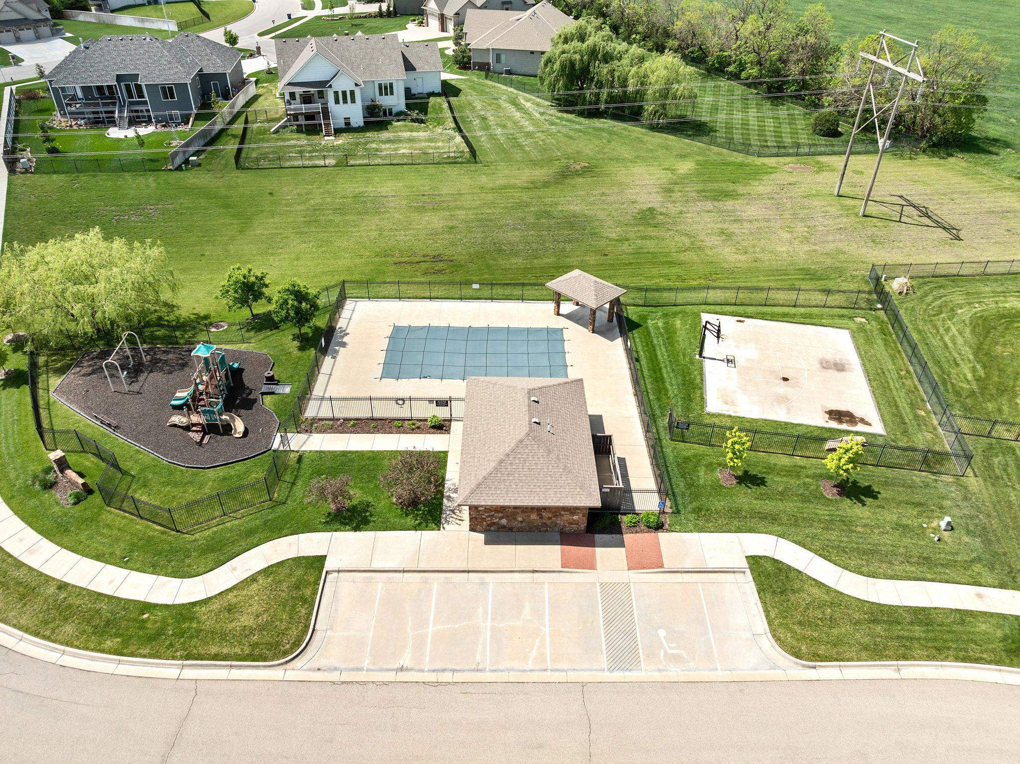 1538 N Shadow Rock Drive Andover KS 67002