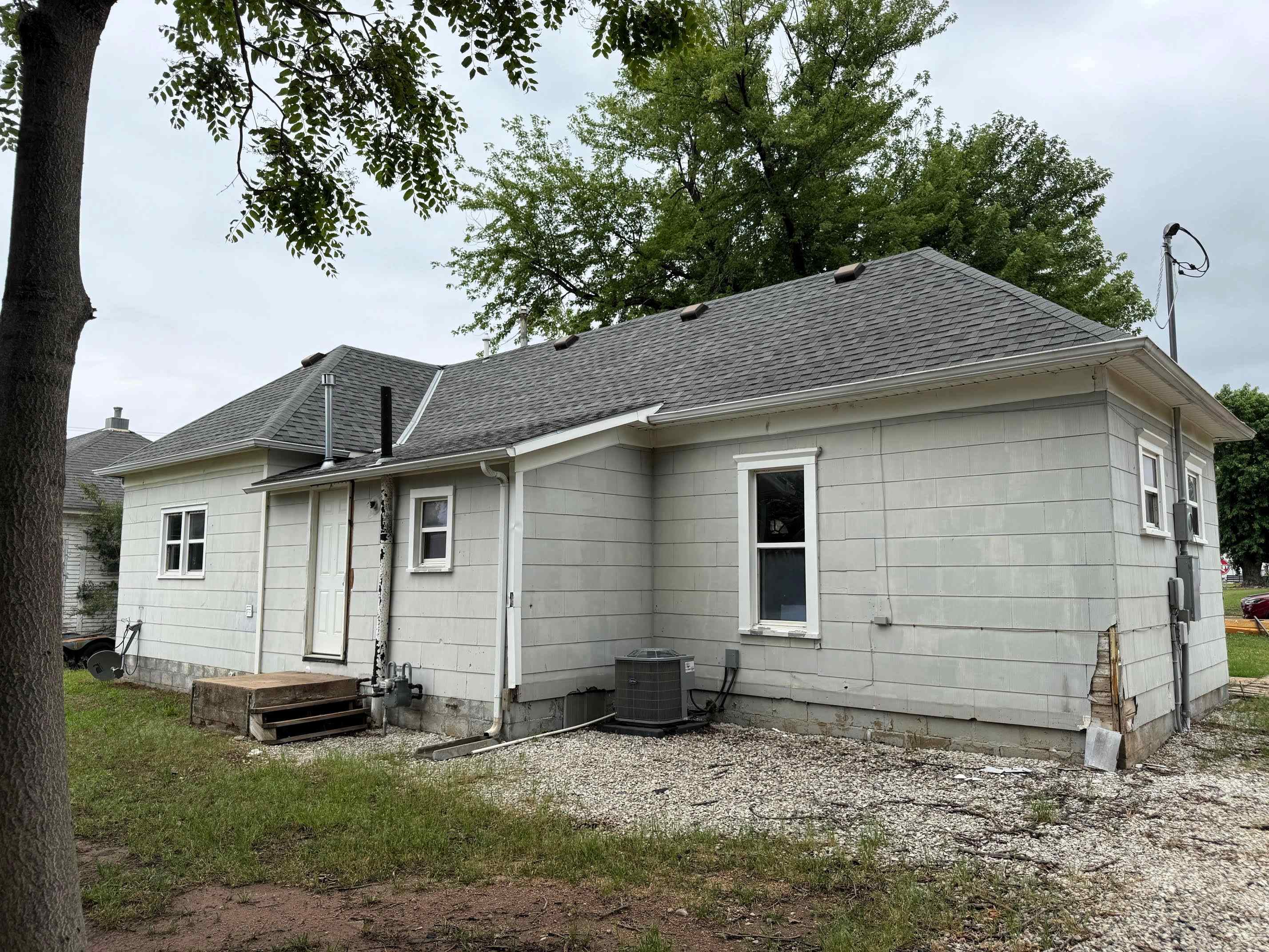 521 N Osage Street Caldwell KS 67022