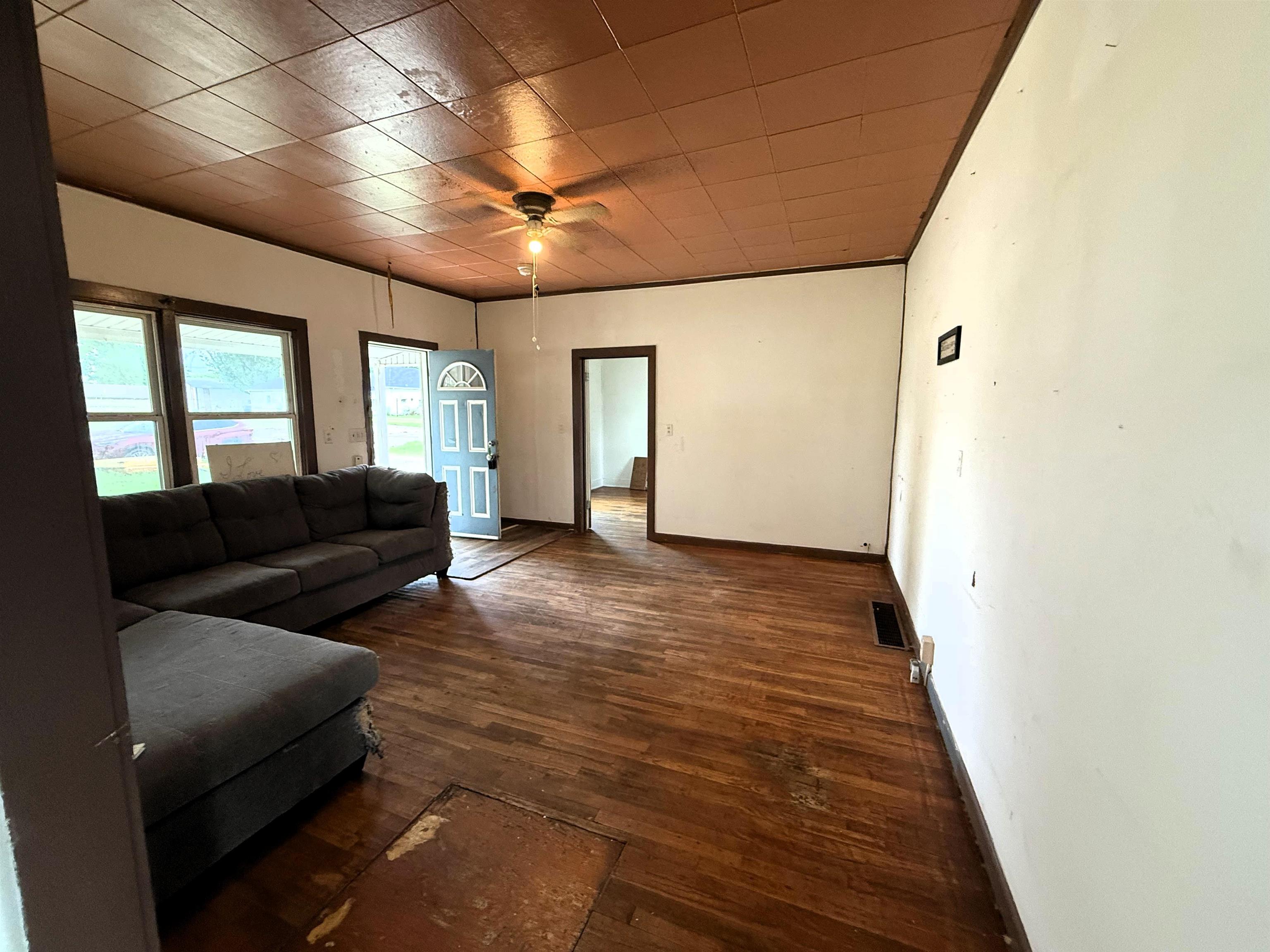 521 N Osage Street Caldwell KS 67022