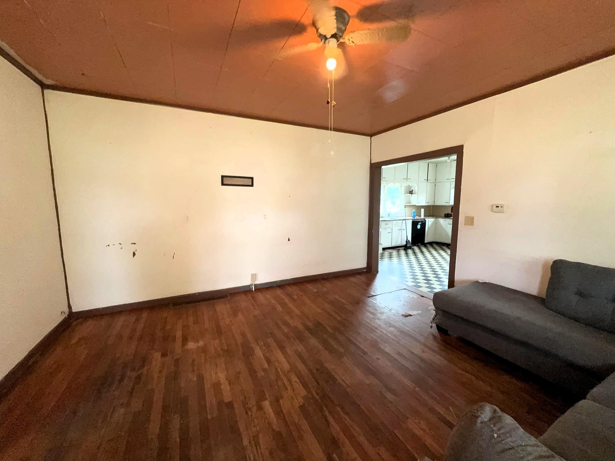 521 N Osage Street Caldwell KS 67022