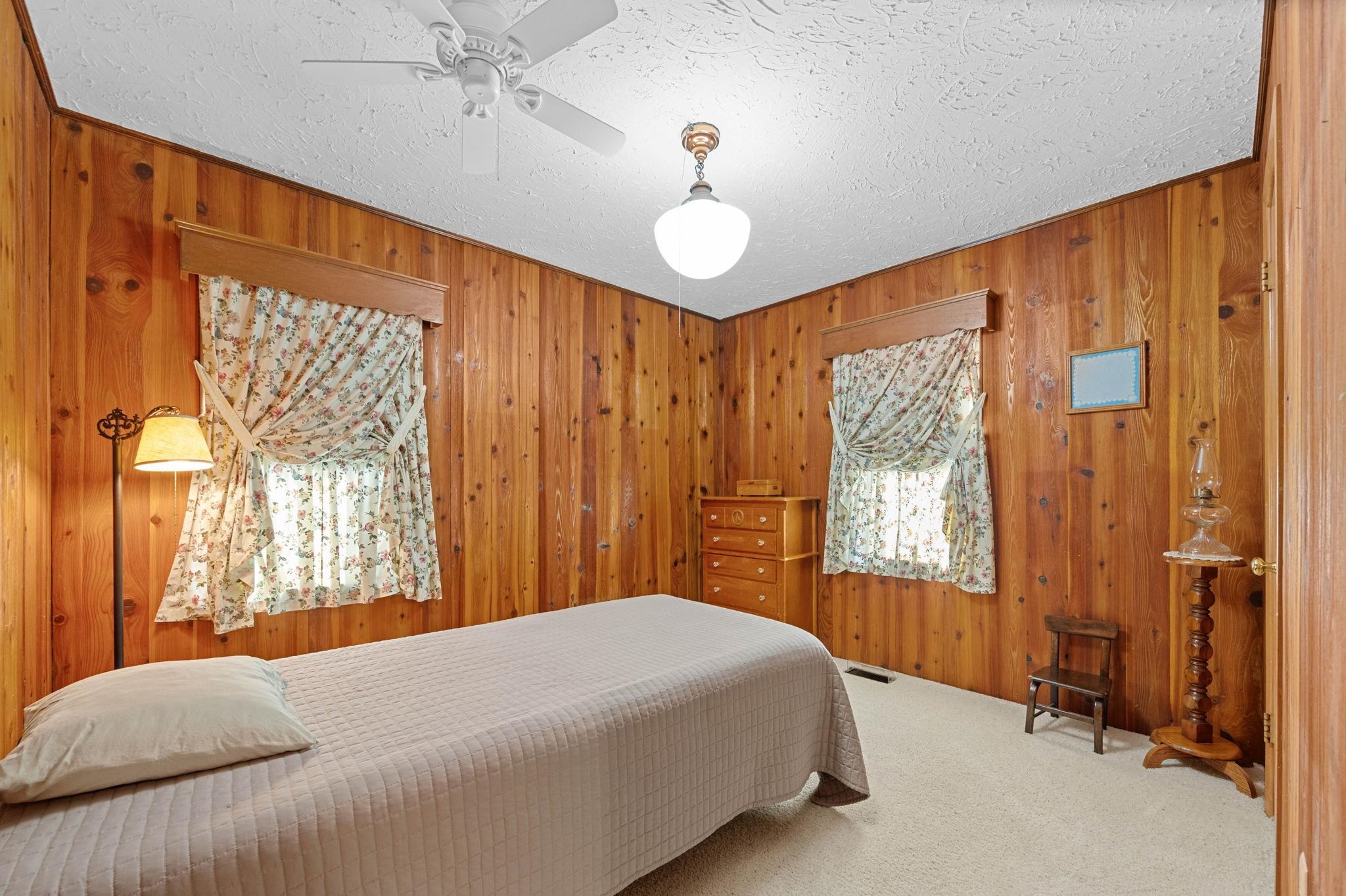 449 W 4th Street Haysville KS 67060