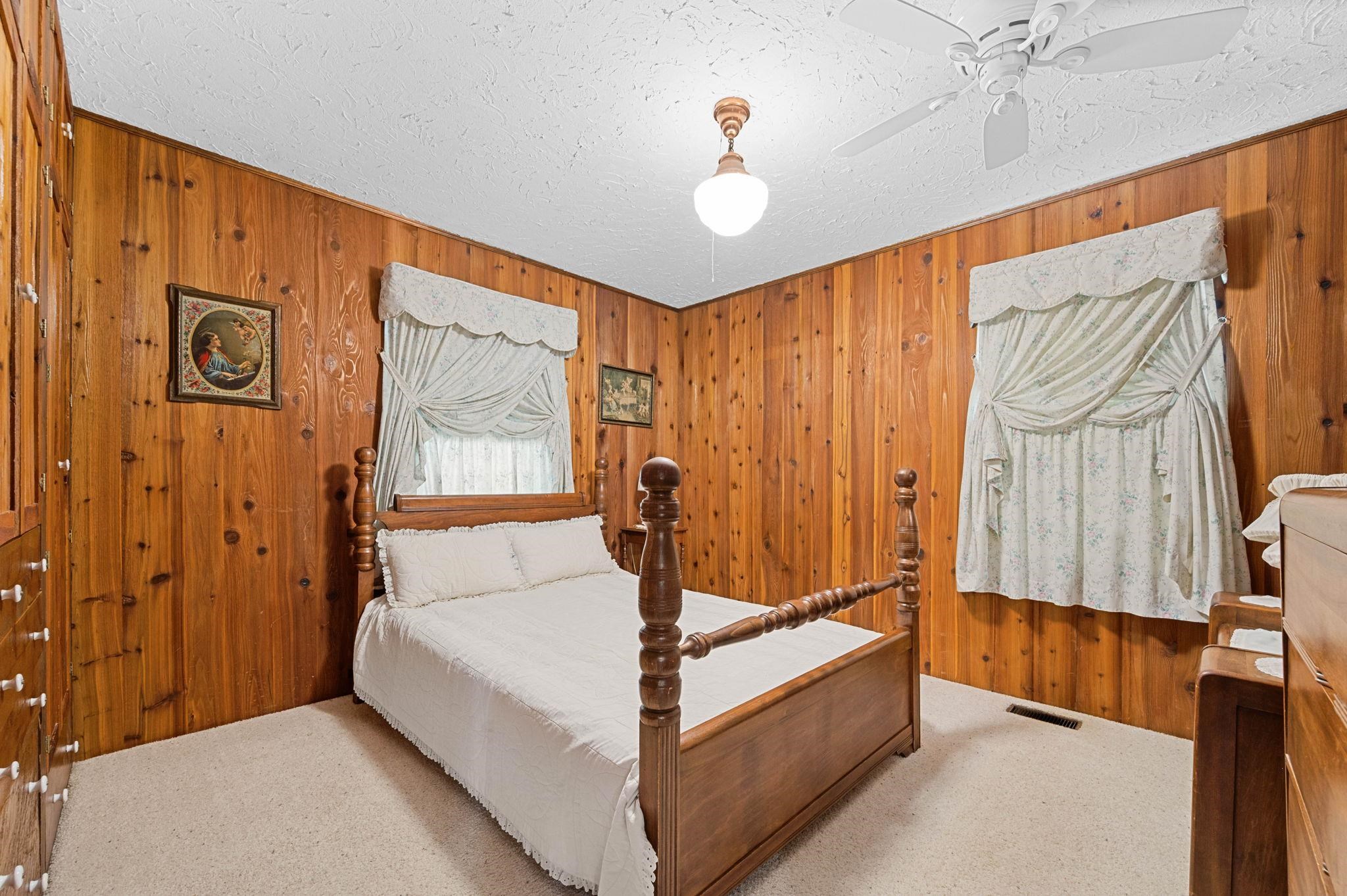 449 W 4th Street Haysville KS 67060