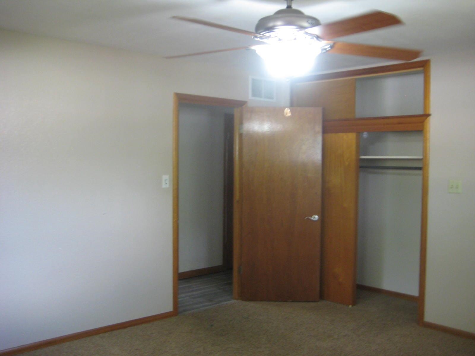 333 Simpson El Dorado KS 67042