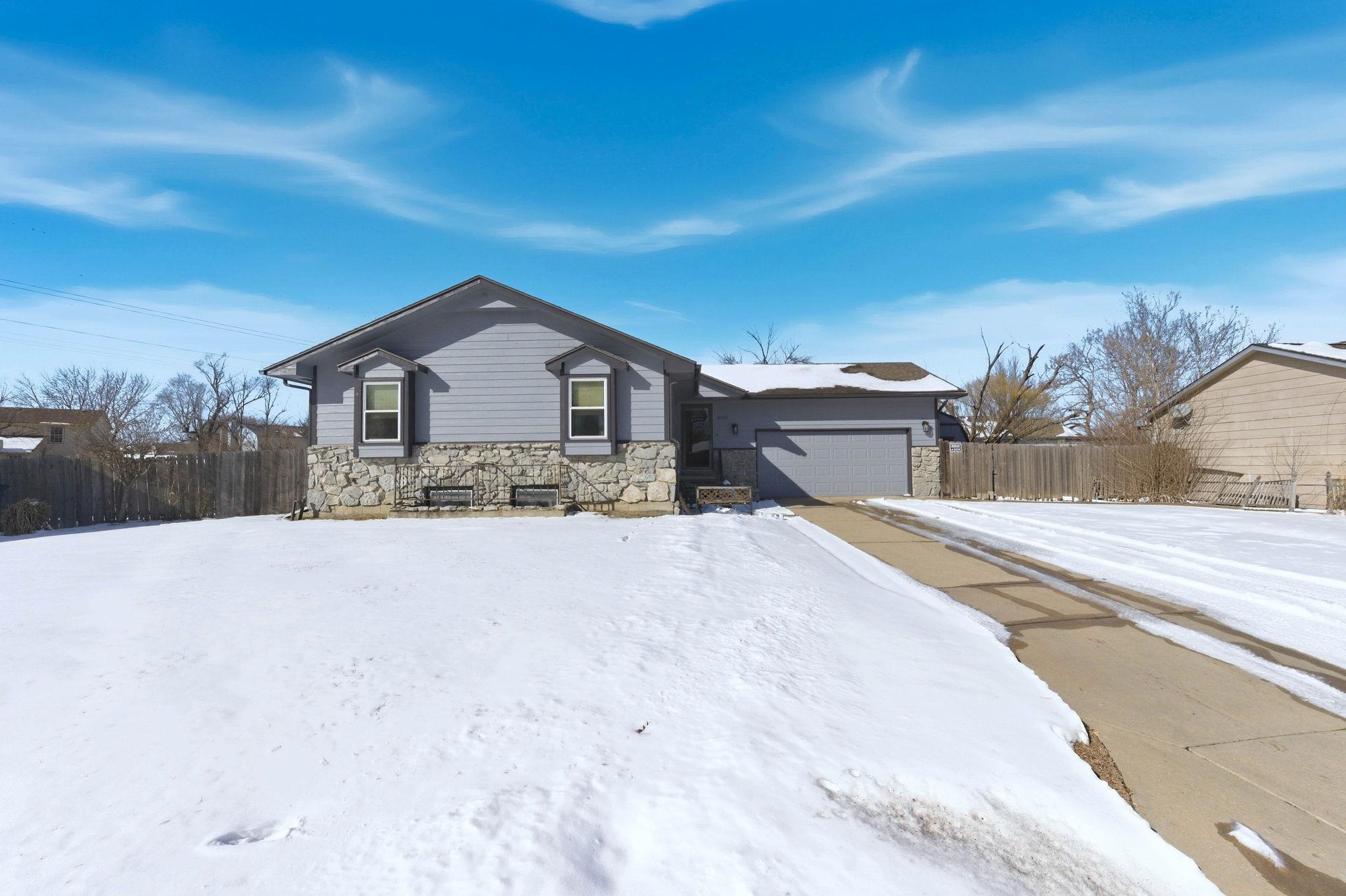 10407 E Countryside Circle Wichita KS 67207
